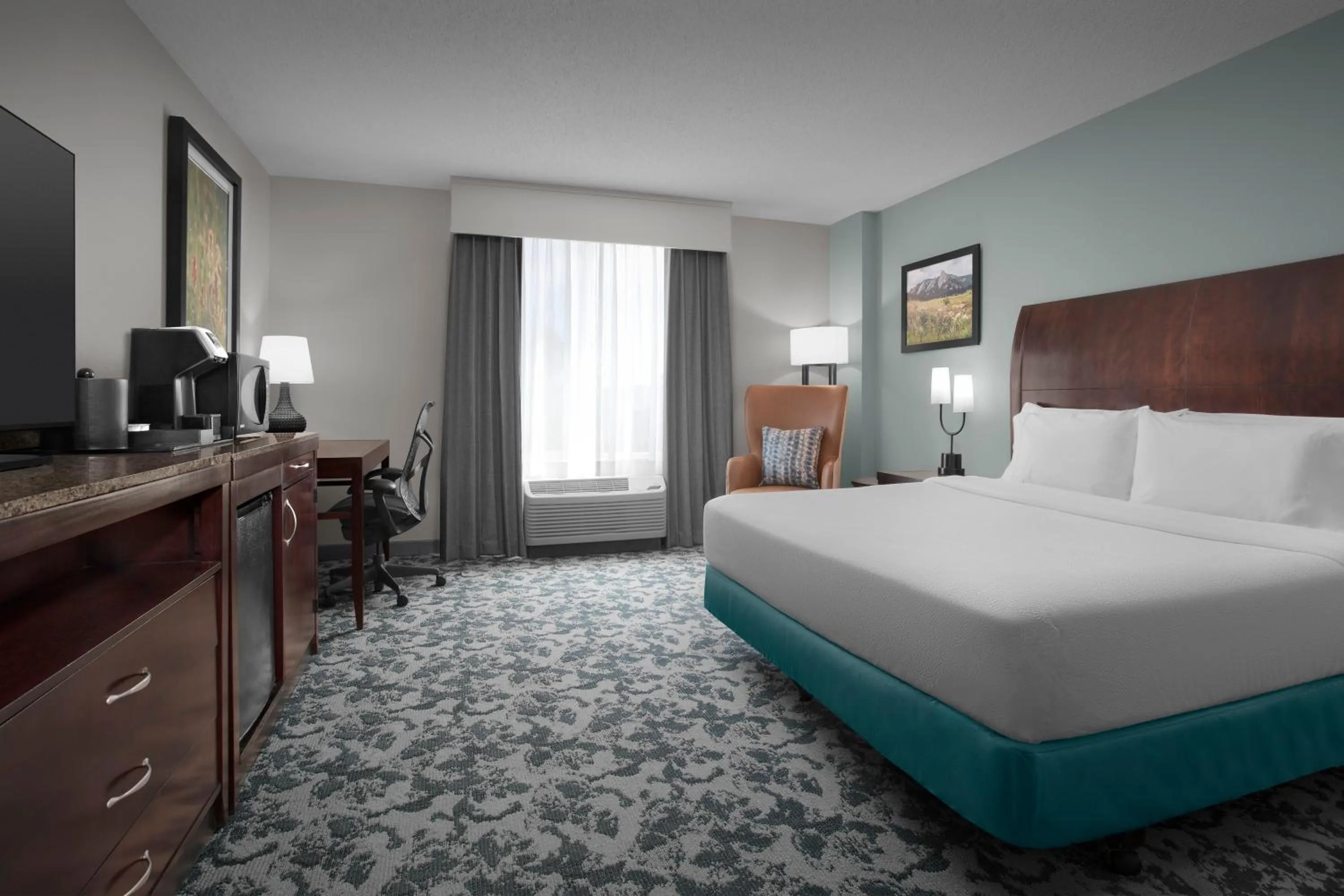 Bedroom, Bed in Hilton Garden Inn Denver Highlands Ranch