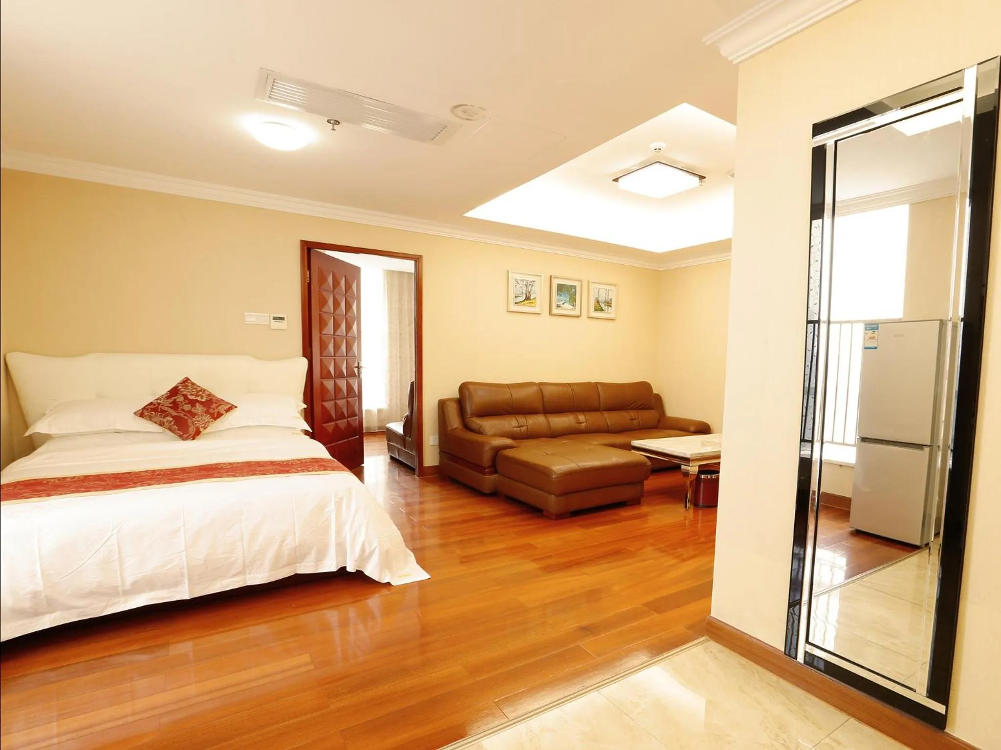 Living room, Bed in Guangzhou Boman Apartment Zhengjia Huanshi Branch