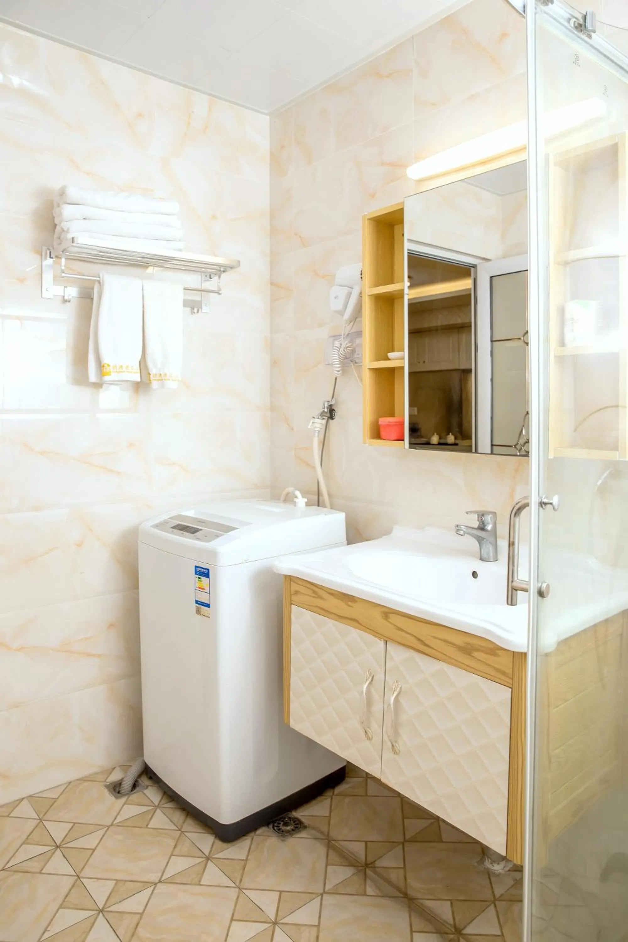 Bathroom in Guangzhou Boman Apartment Zhengjia Huanshi Branch