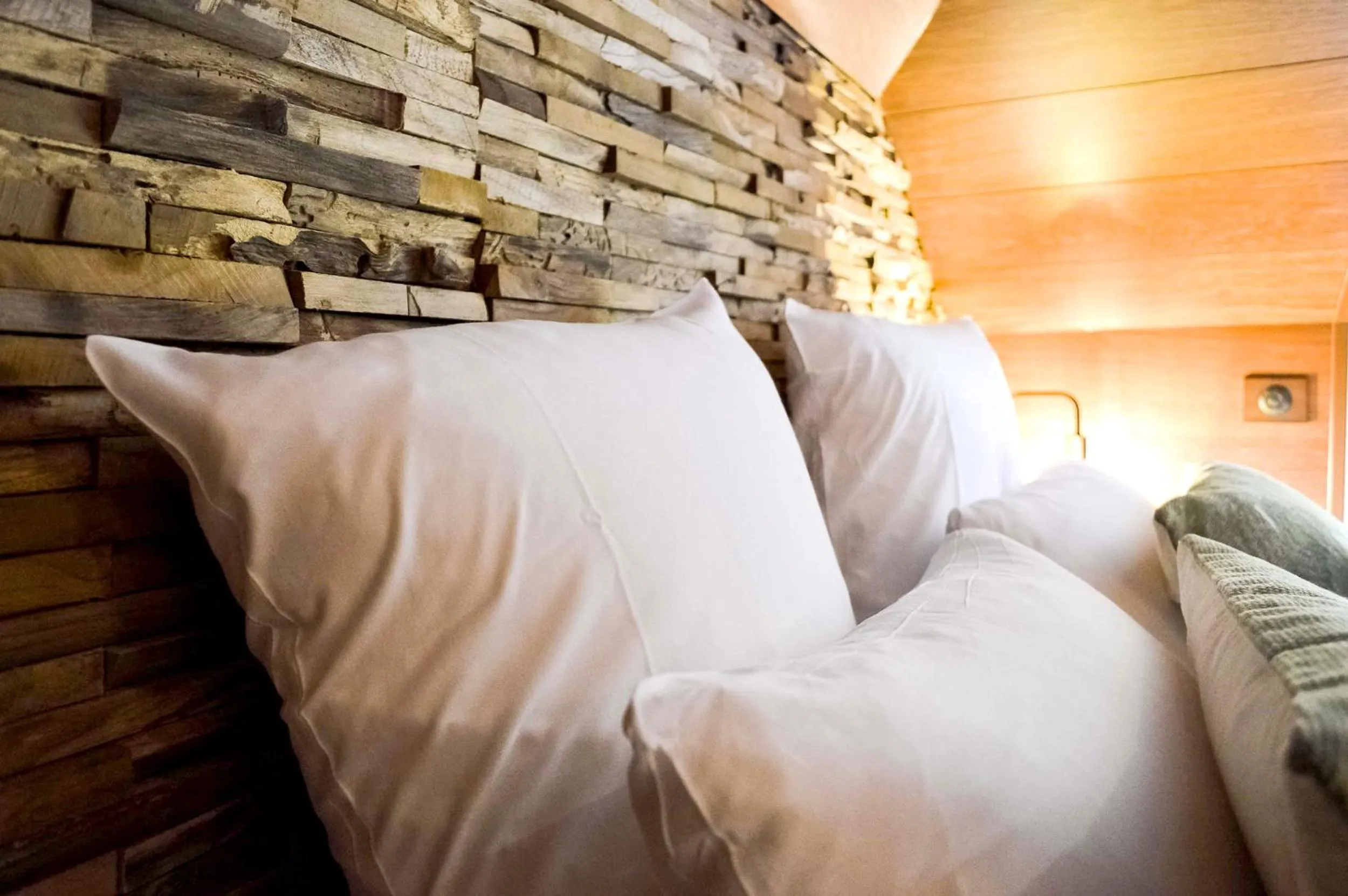 Bed in Les Jardins d'Epicure