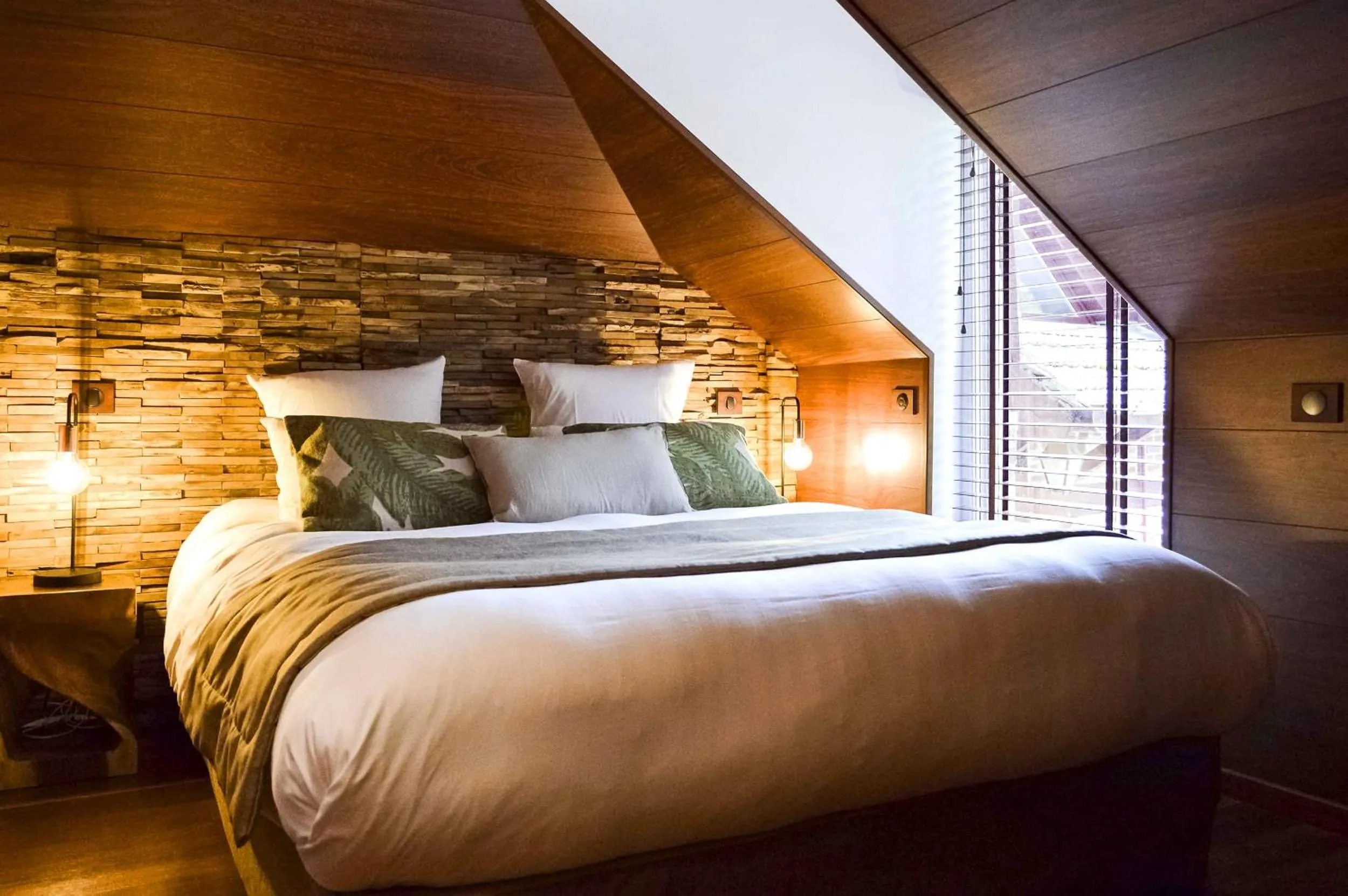 Bed in Les Jardins d'Epicure