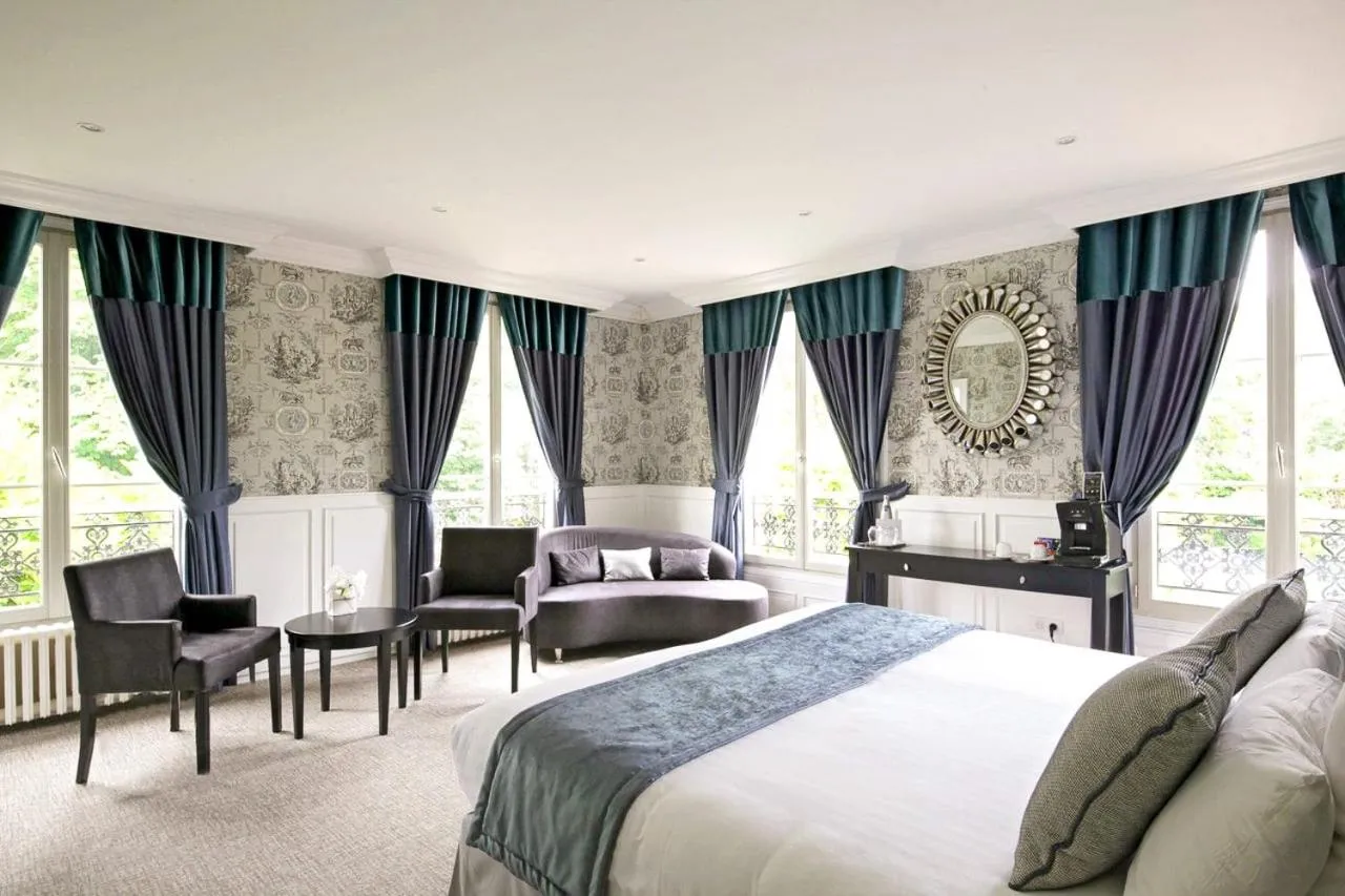 Bed in Les Jardins d'Epicure