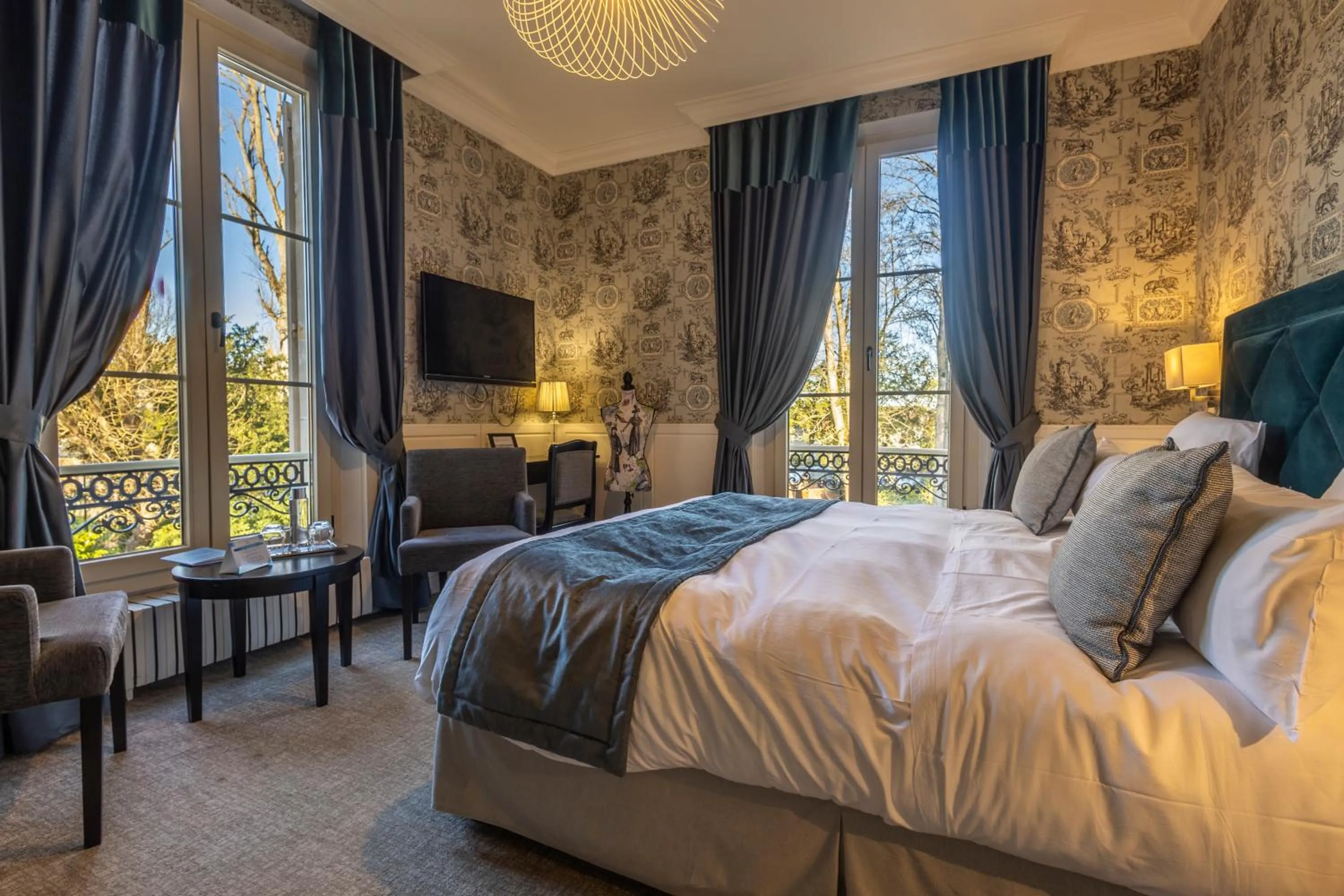 Bed in Les Jardins d'Epicure