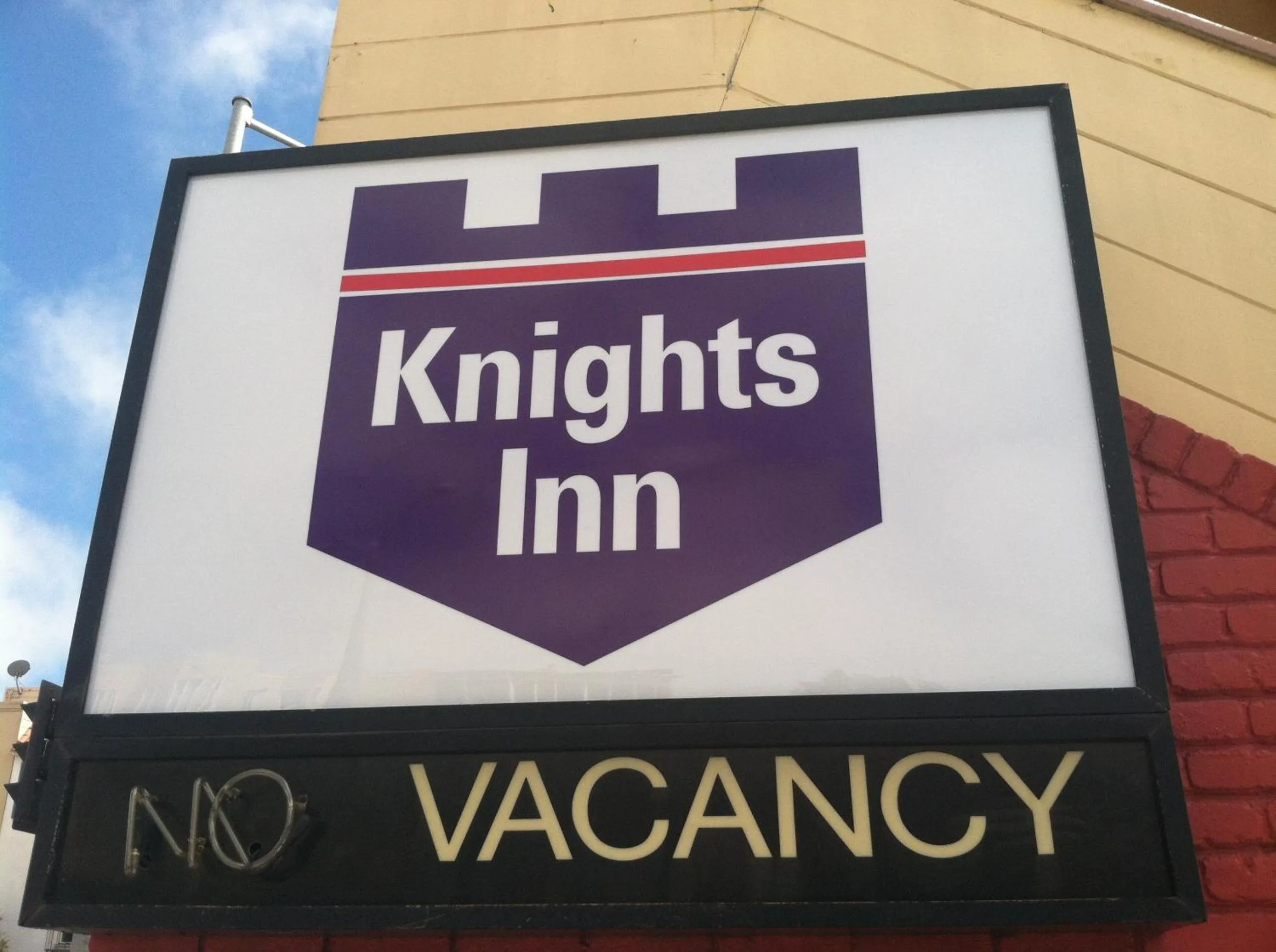 Facade/entrance in Economy Inn