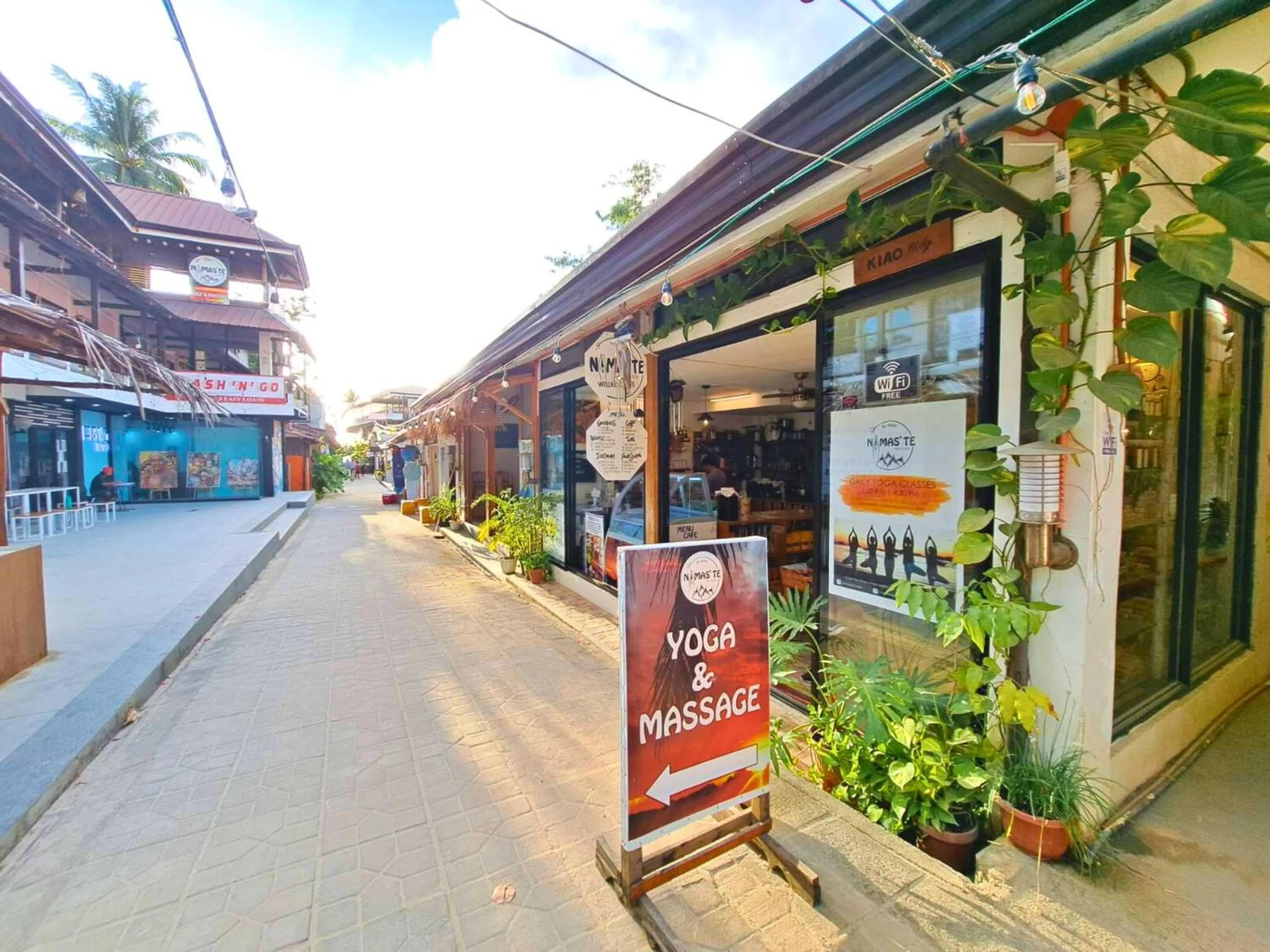 Area and facilities in Suites by Eco Hotels