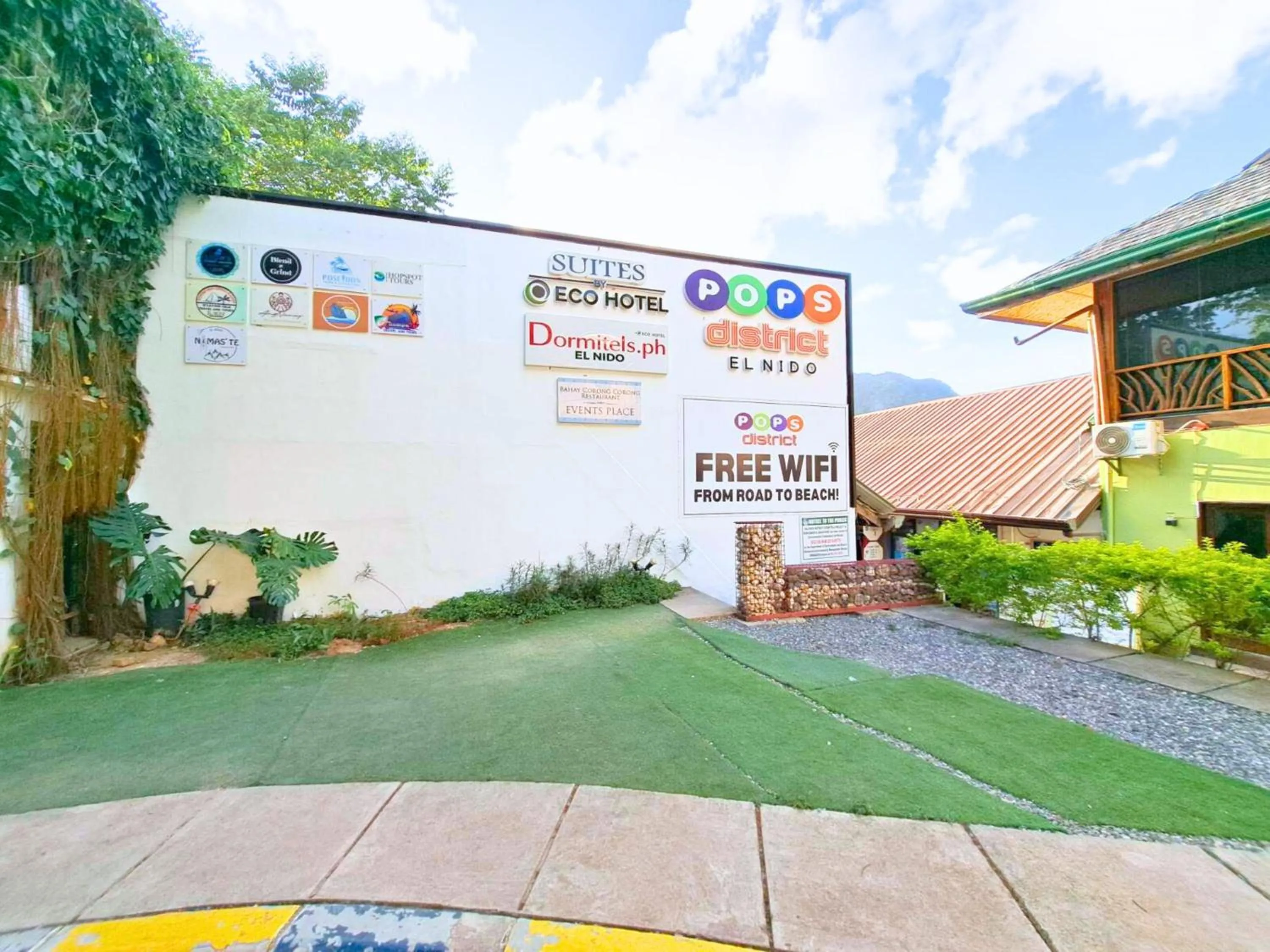 Area and facilities in Suites by Eco Hotels