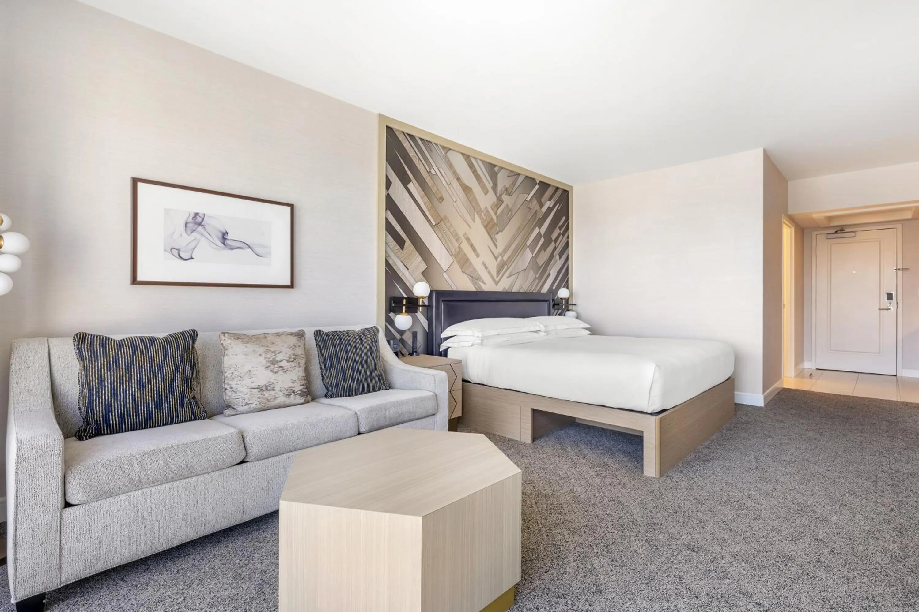 Bedroom, Bed in Hilton Grand Vacations Club Elara Center Strip Las Vegas