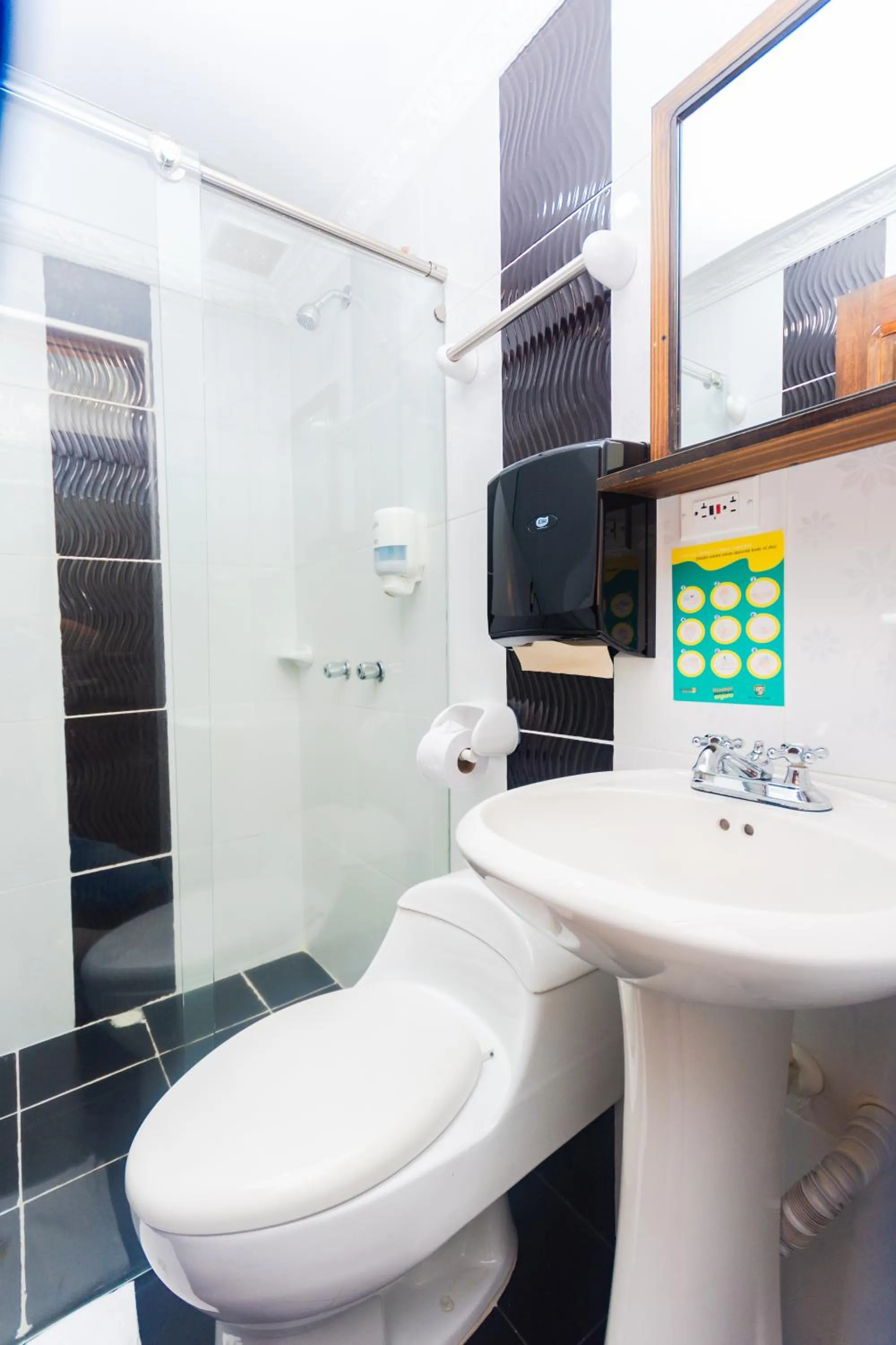 Shower in Hotel Verony Guatape