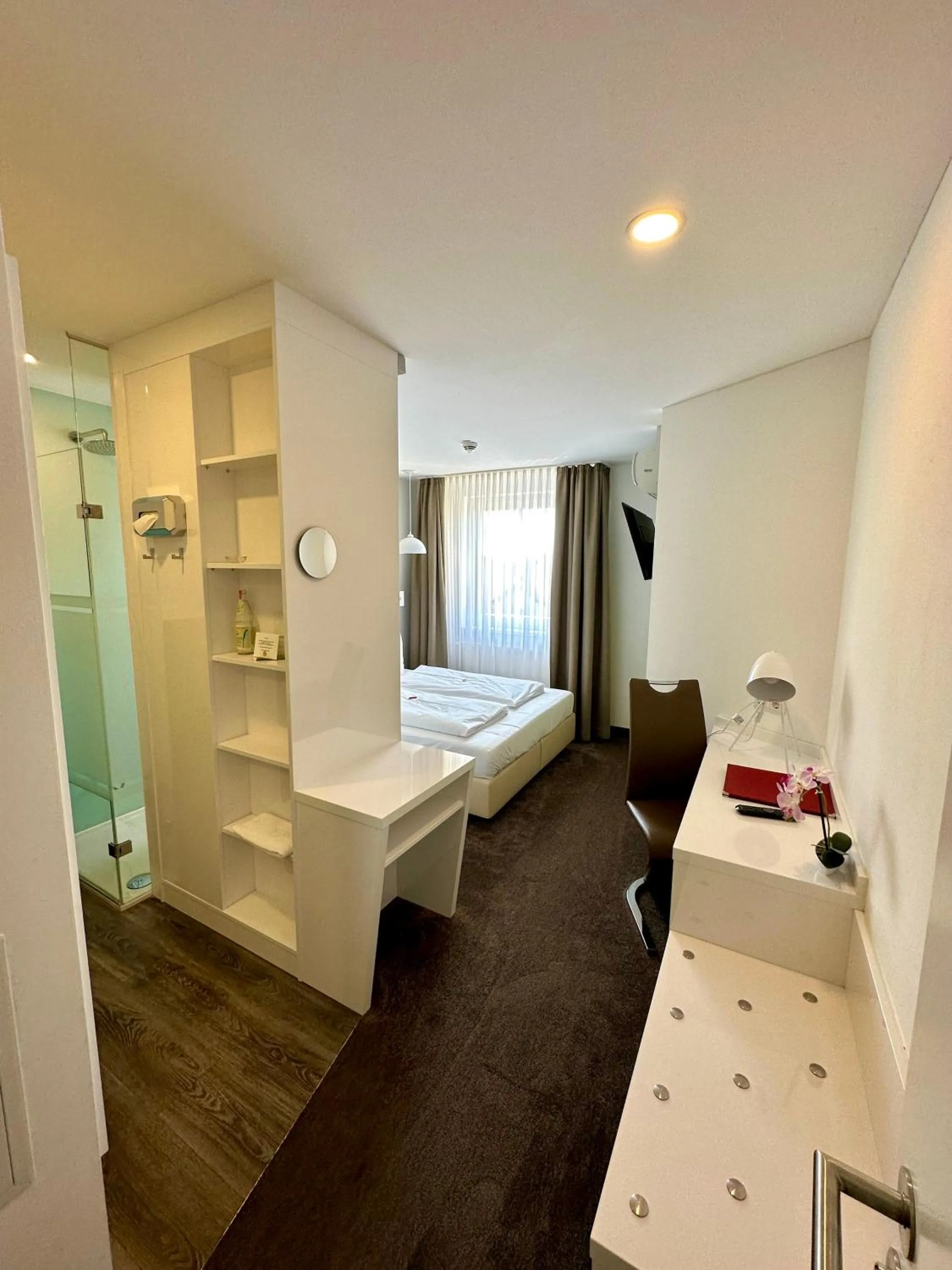 Photo of the whole room in Hotel Günter