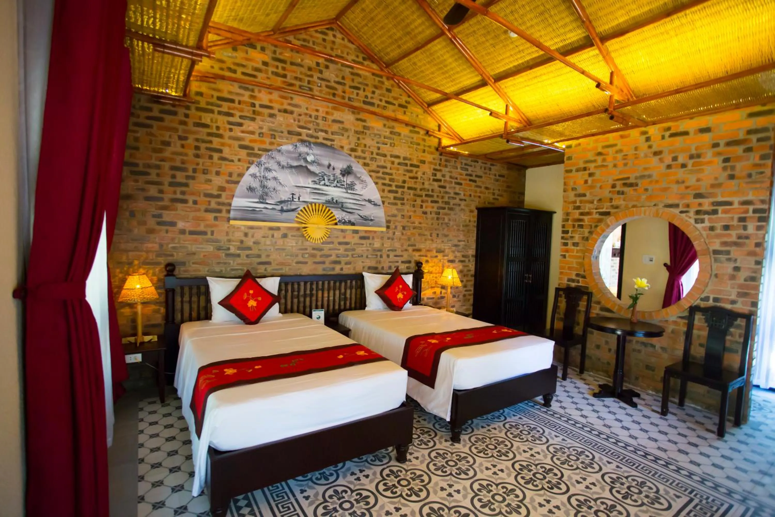 Bed in Hue Ecolodge
