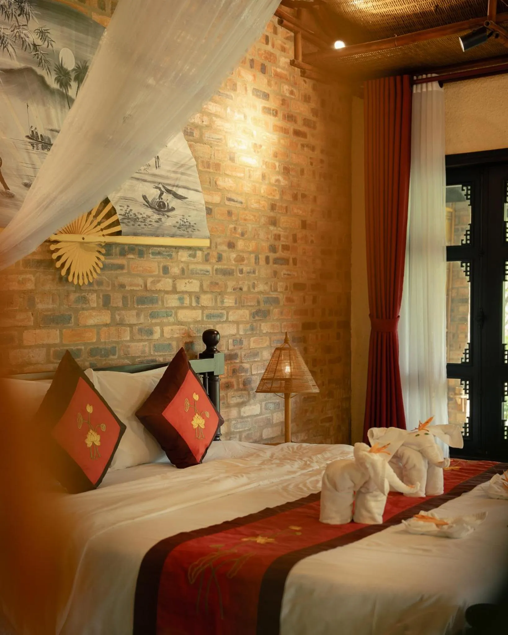 Decorative detail, Bed in Hue Ecolodge