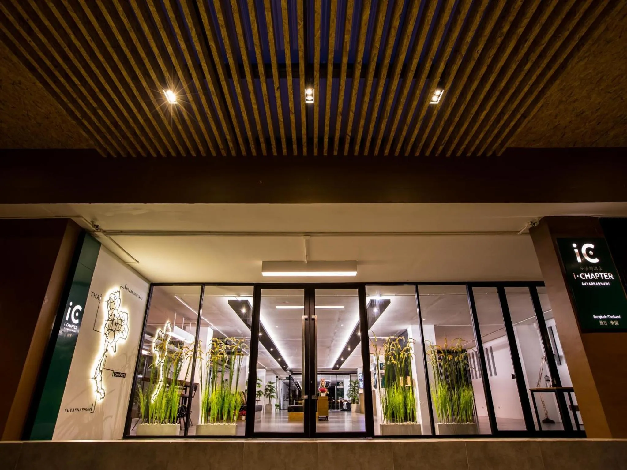 Night in iChapter Hotel Suvarnabhumi