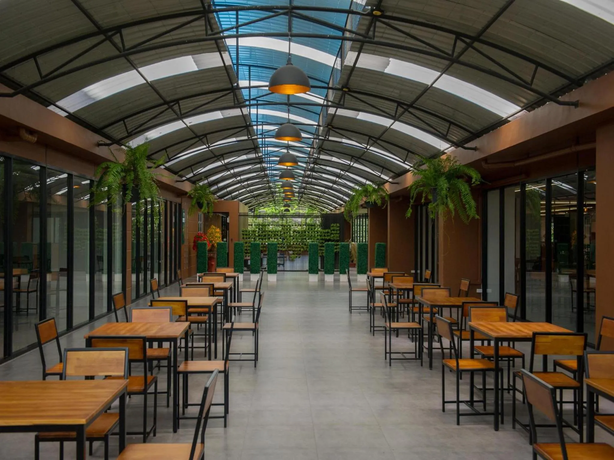 Restaurant/places to eat in iChapter Hotel Suvarnabhumi