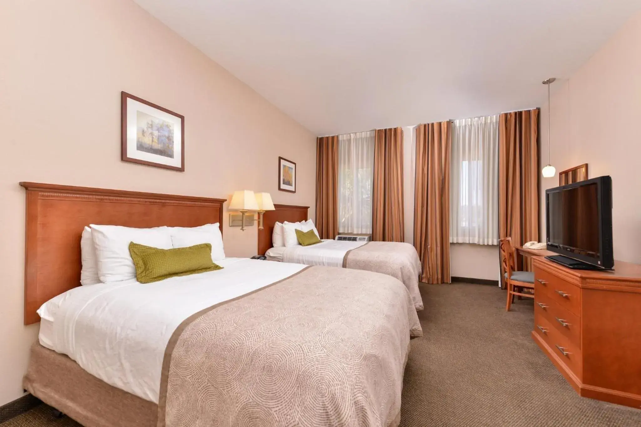 Queen Studio Suite with Two Queen Beds - Mobility Access Tub/Non-Smoking in Candlewood Suites San Diego by IHG Queen Studio Suite with Two Queen Beds - Mobility Access Tub/Non-Smoking in Candlewood Suites San Diego by IHG