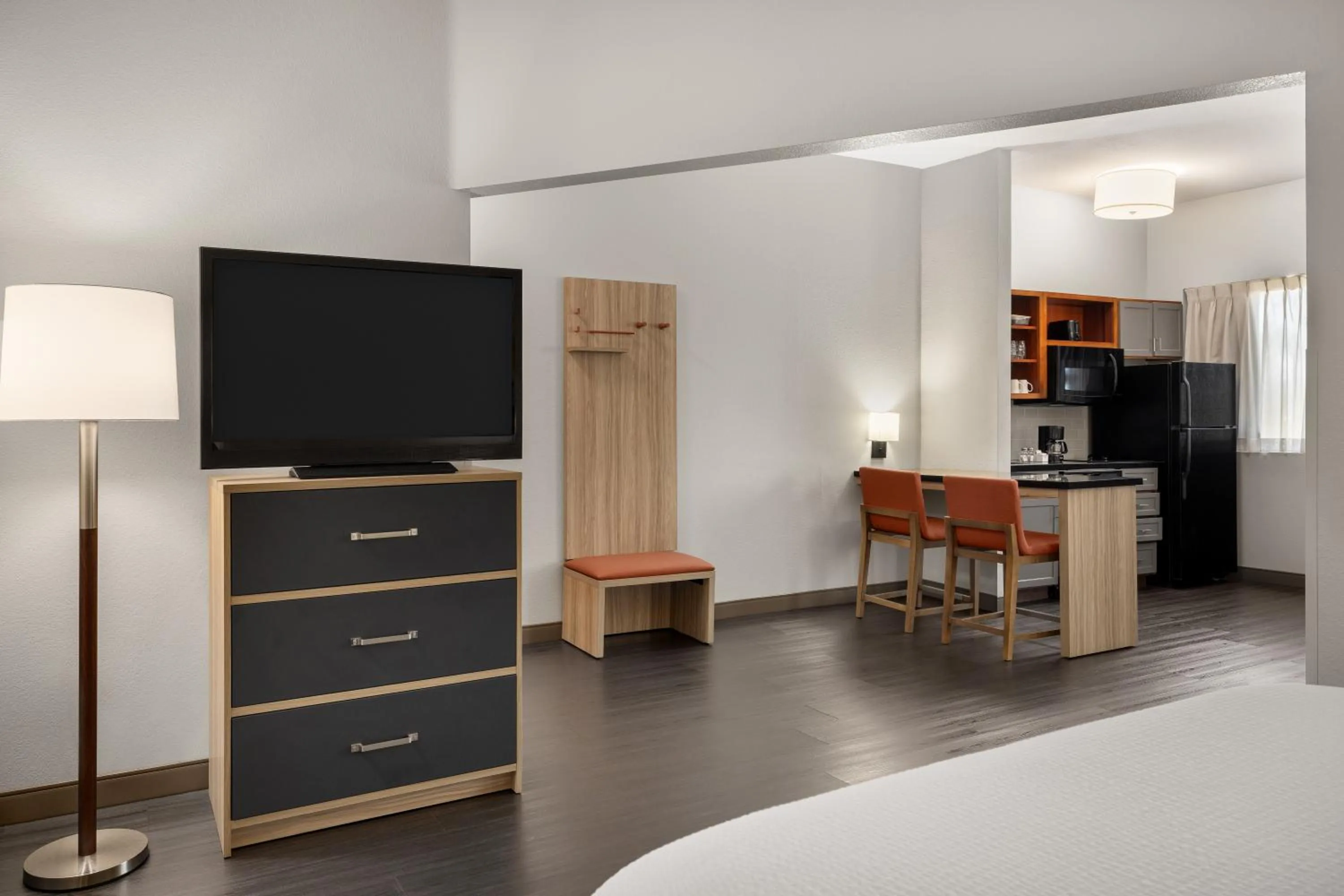 TV and multimedia in Candlewood Suites San Diego by IHG