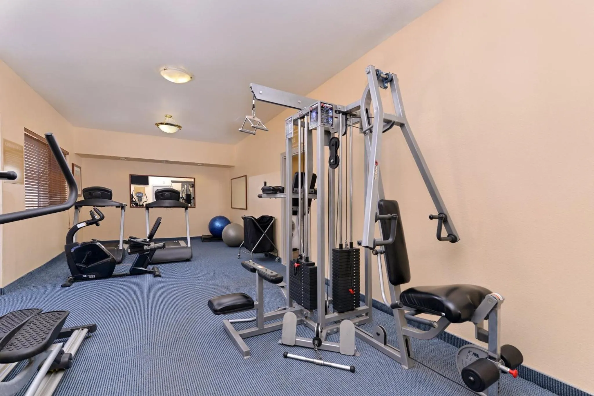 Fitness centre/facilities in Candlewood Suites San Diego by IHG