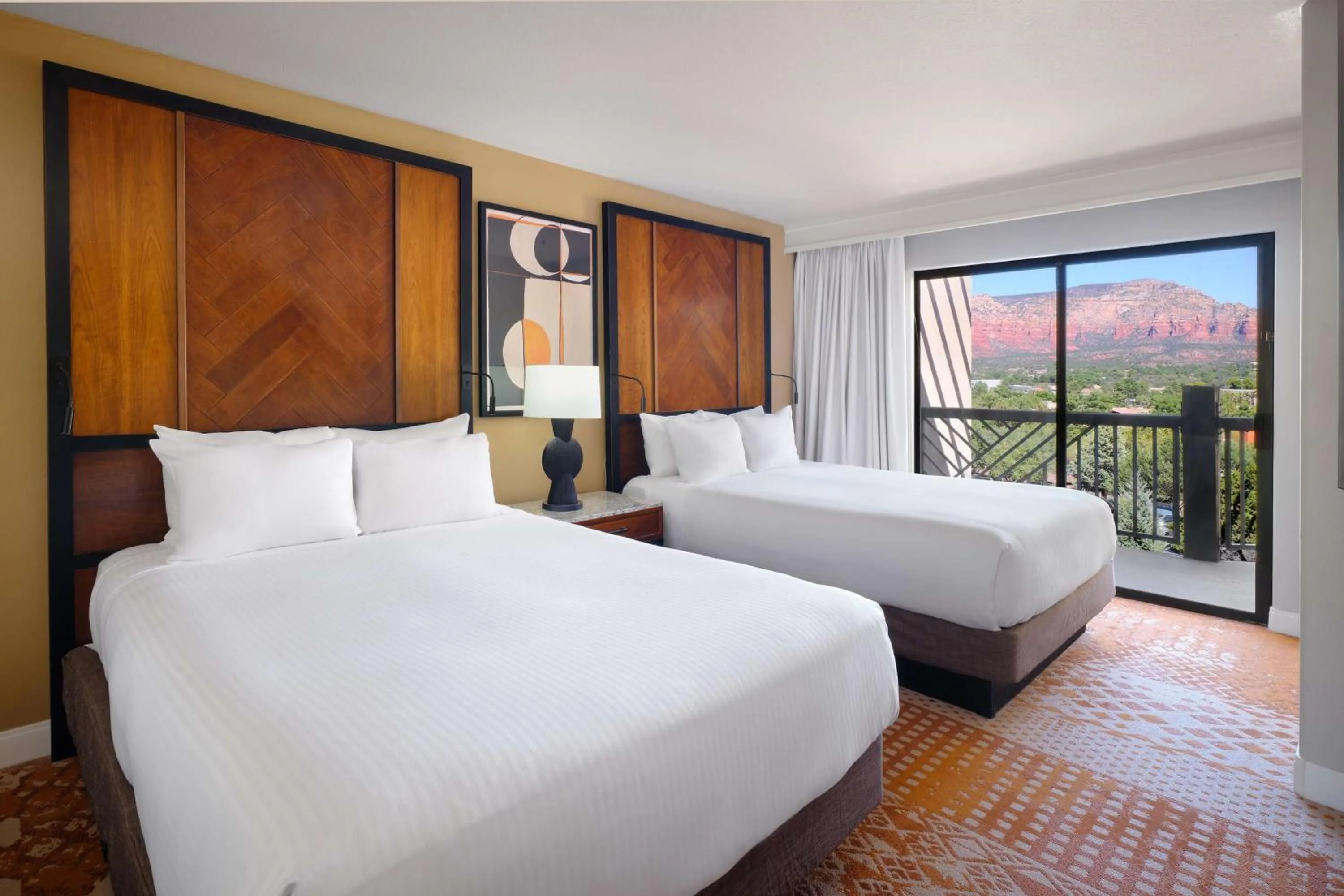 Bed in Hilton Sedona Resort at Bell Rock