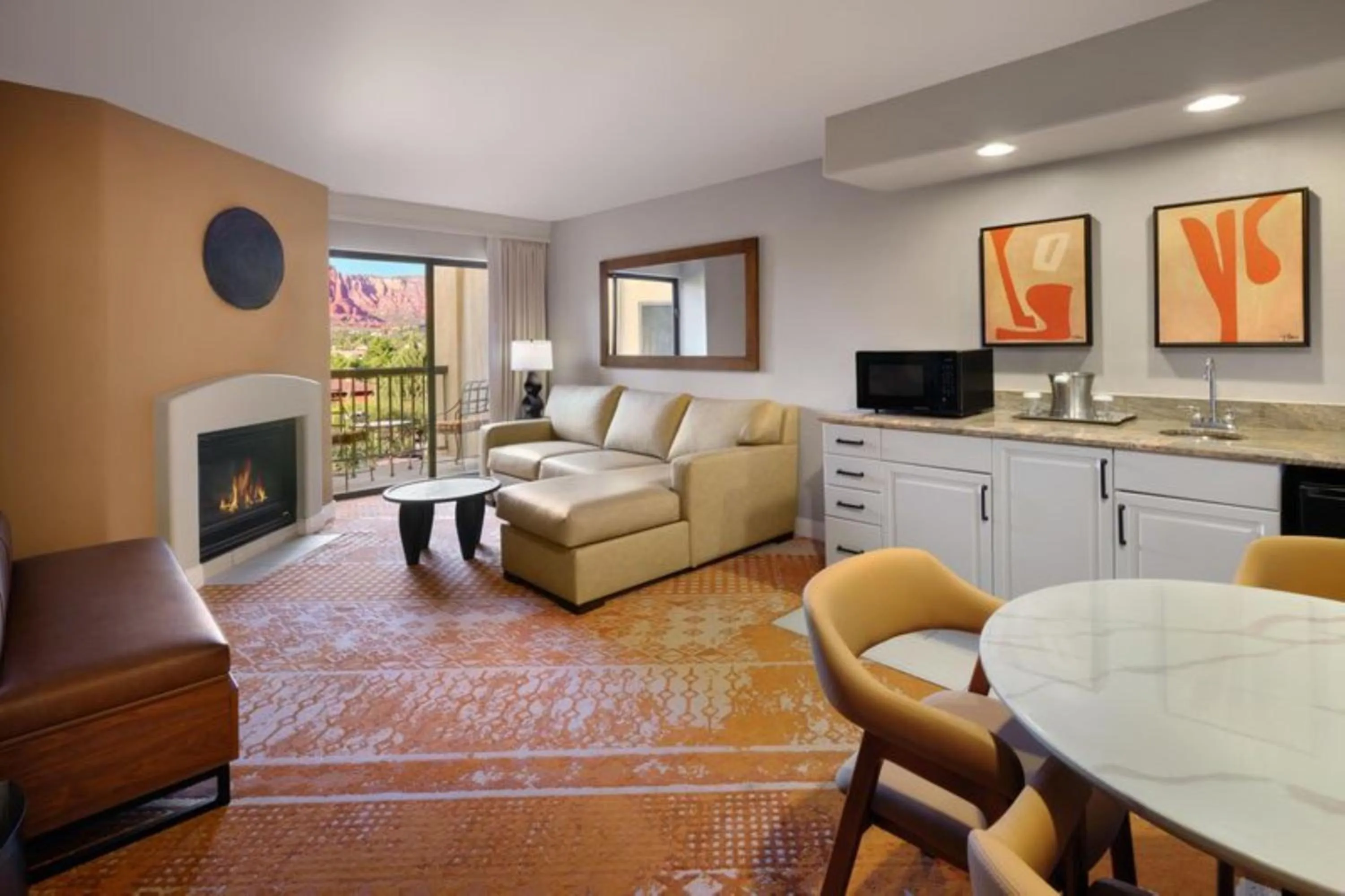 Kitchen or kitchenette in Hilton Sedona Resort at Bell Rock