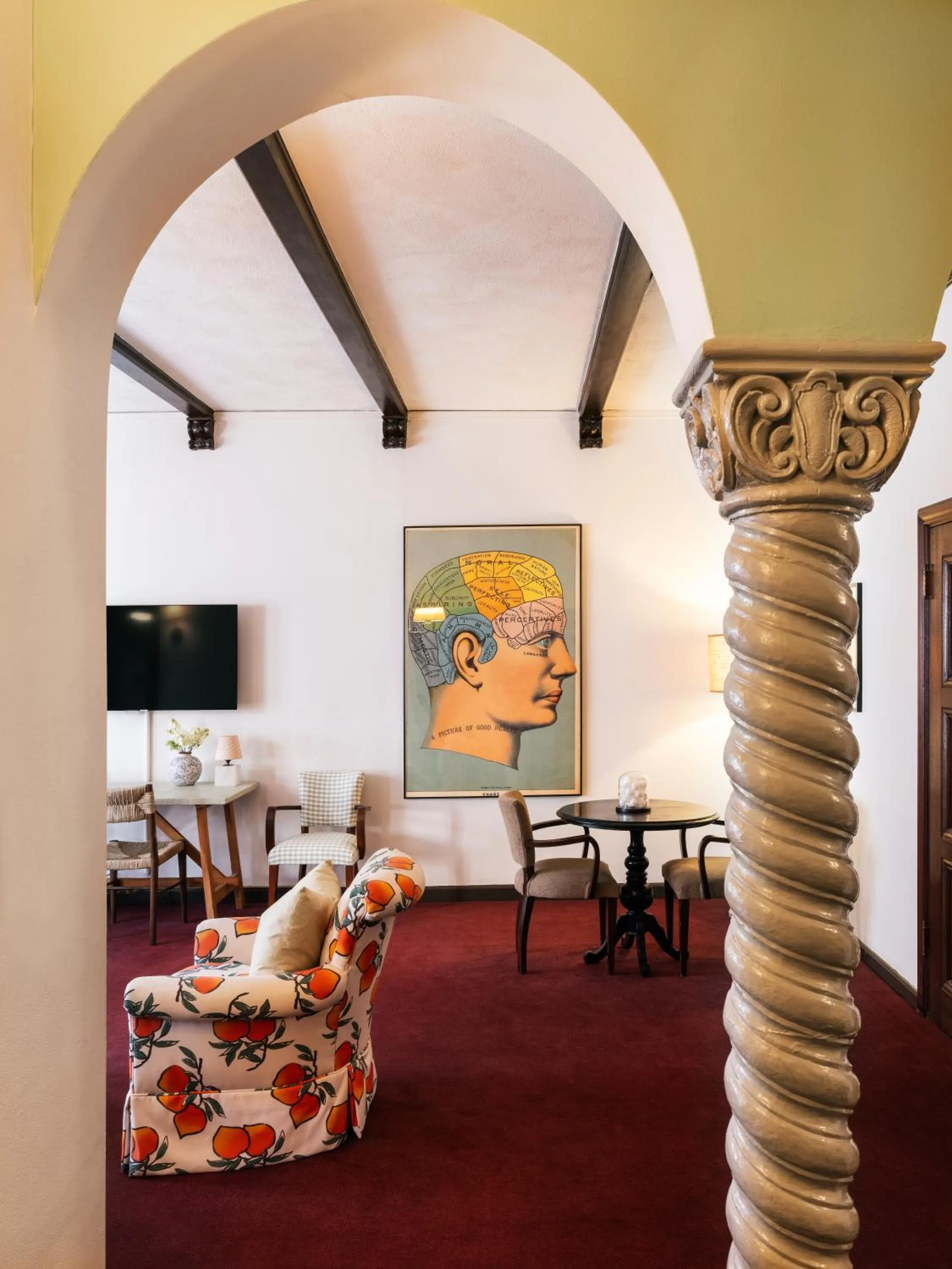 Living room in Palihouse Santa Monica