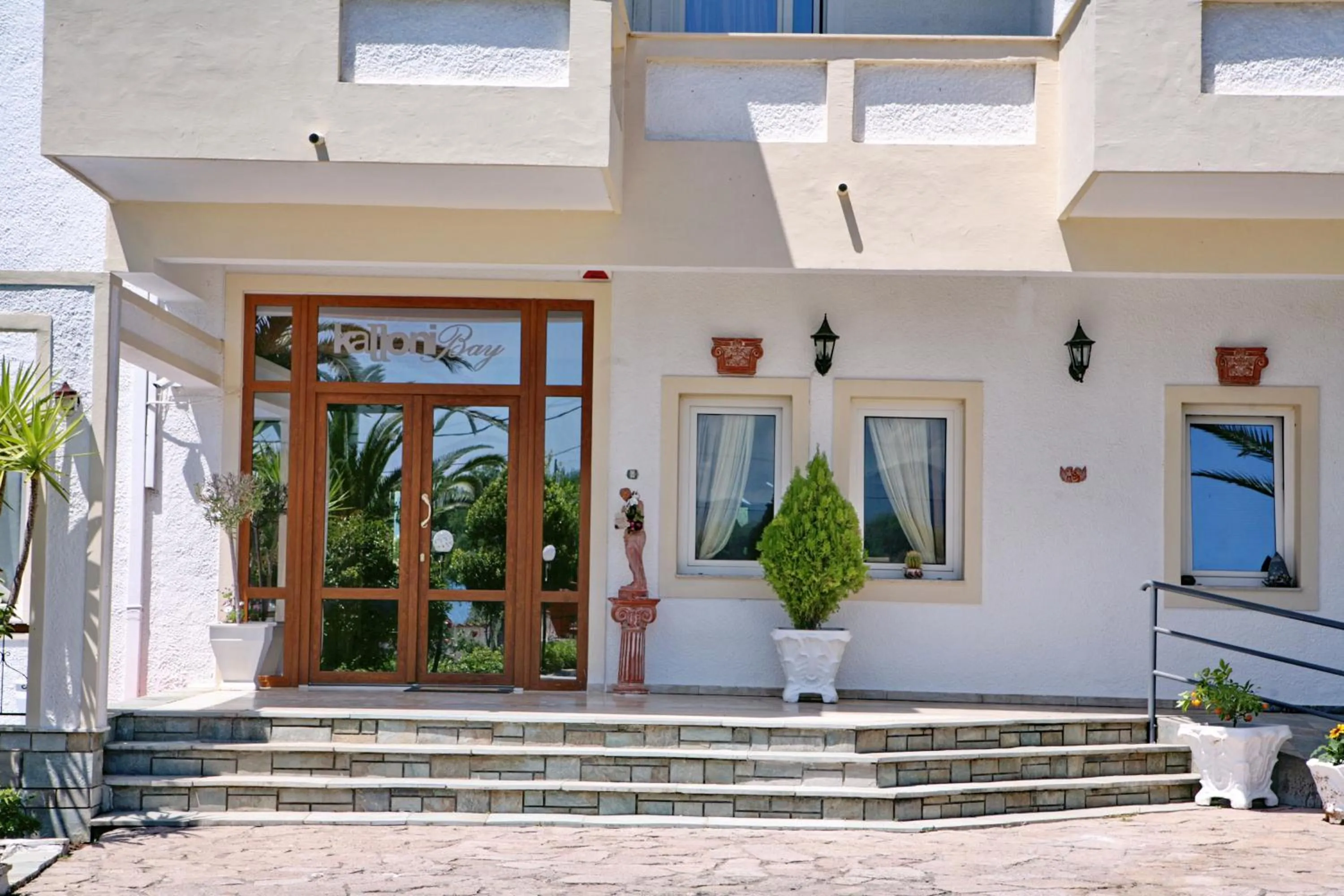 Facade/entrance in Kalloni Bay