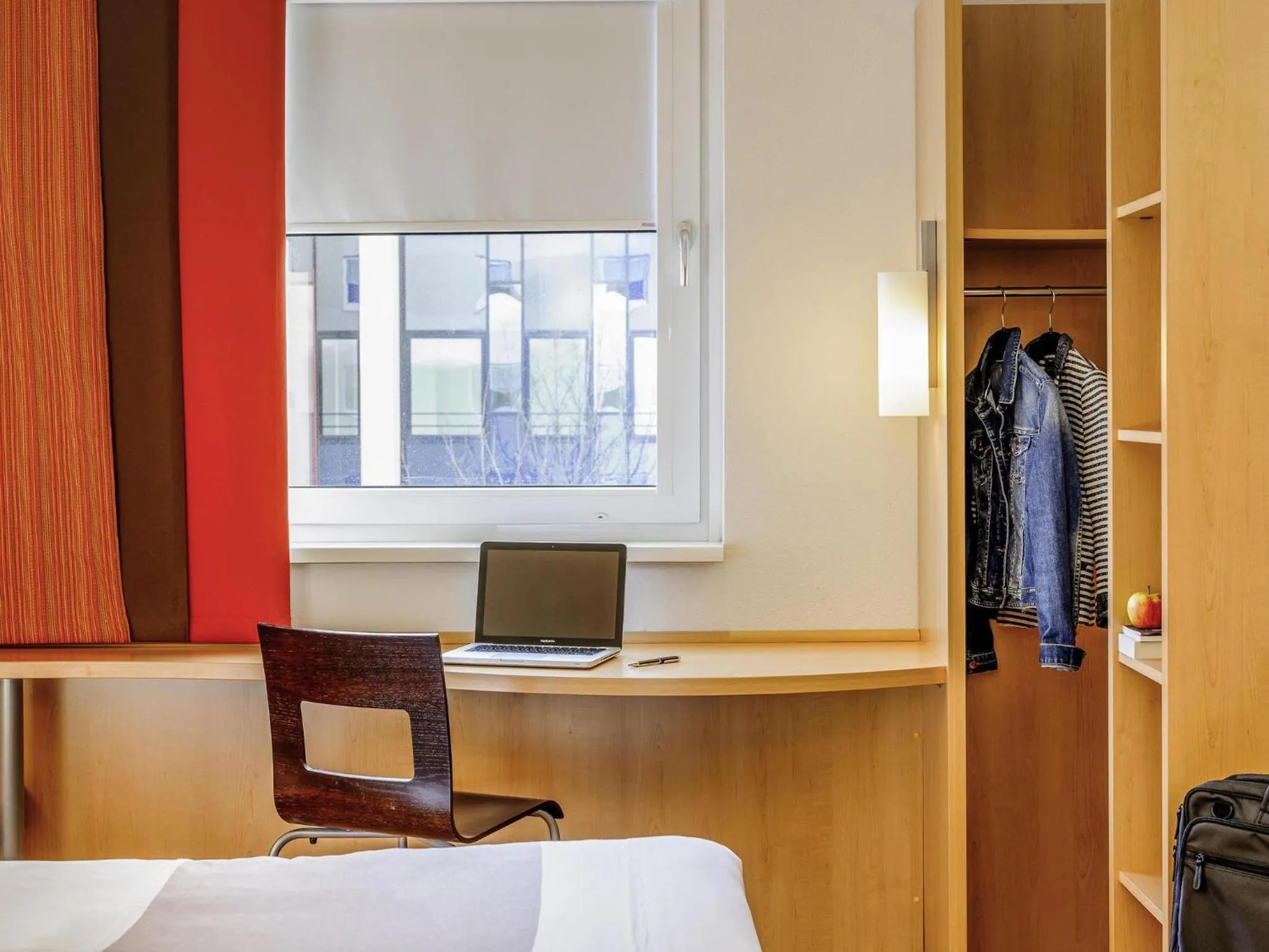 Bedroom, Bed in ibis Hotel Muenchen City West