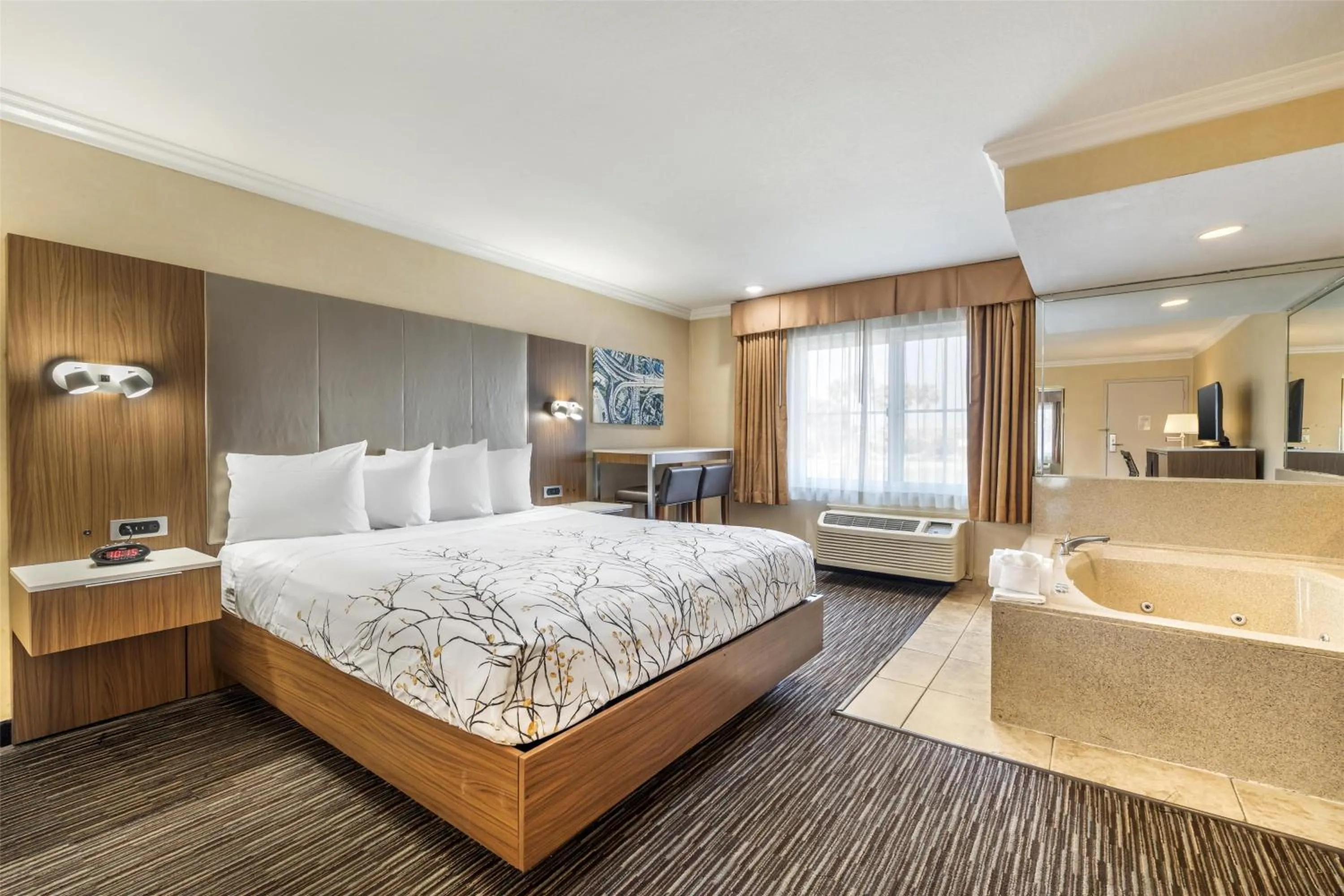 Bedroom, Bed in Best Western Airpark Hotel - LAX Airport LA Stadium