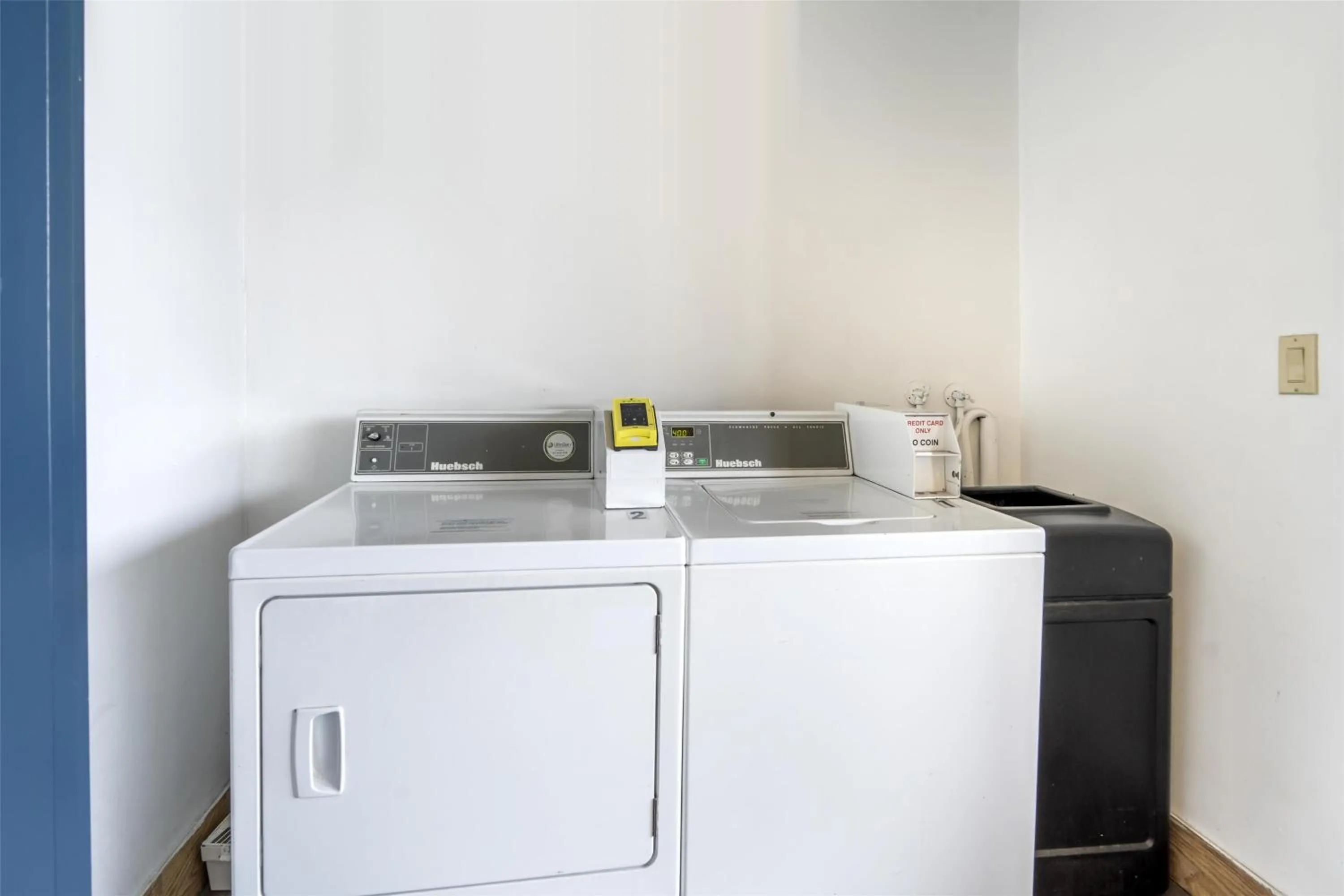 Property building in Best Western Airpark Hotel - LAX Airport LA Stadium