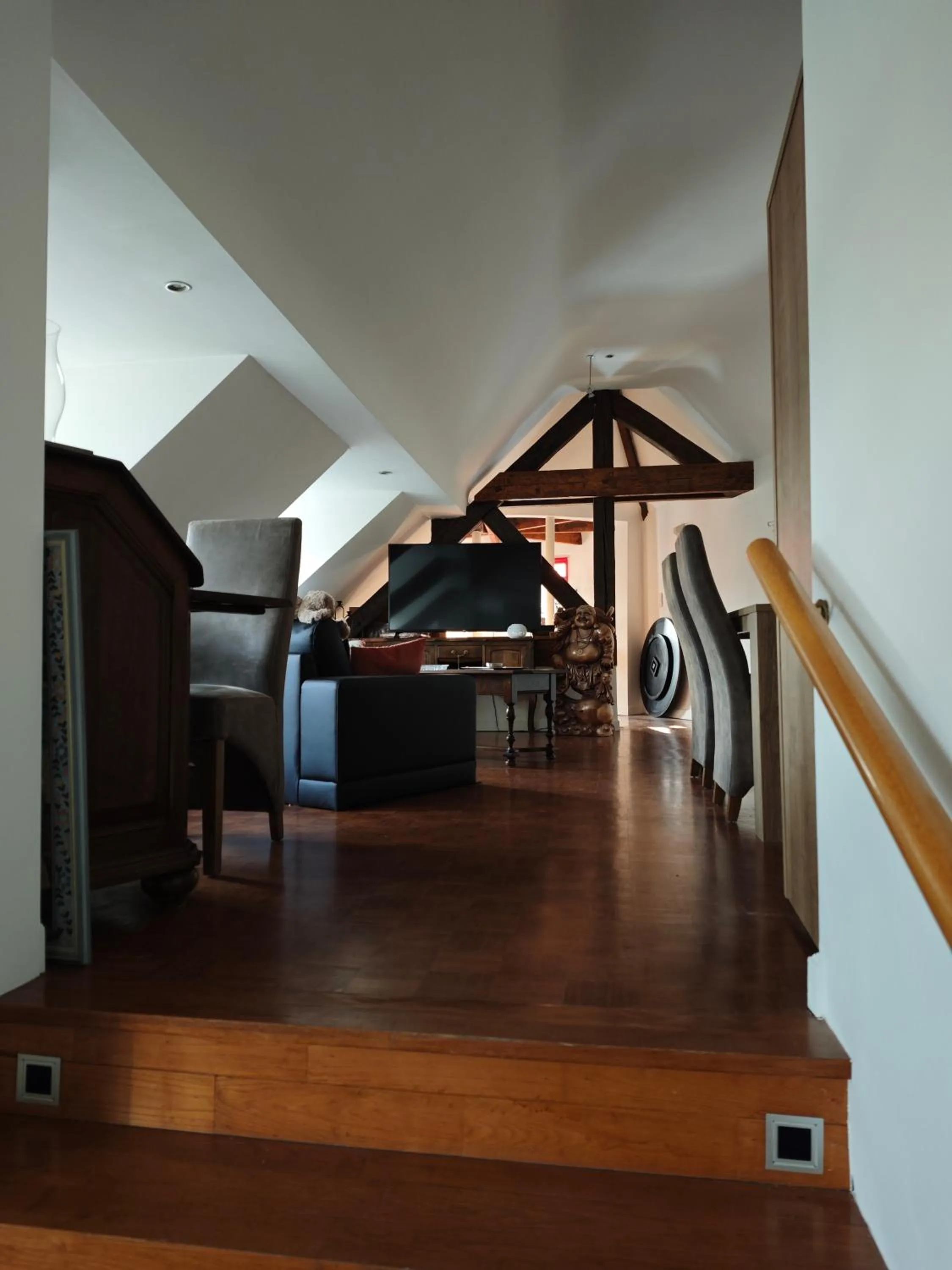 Living room in Stone Station