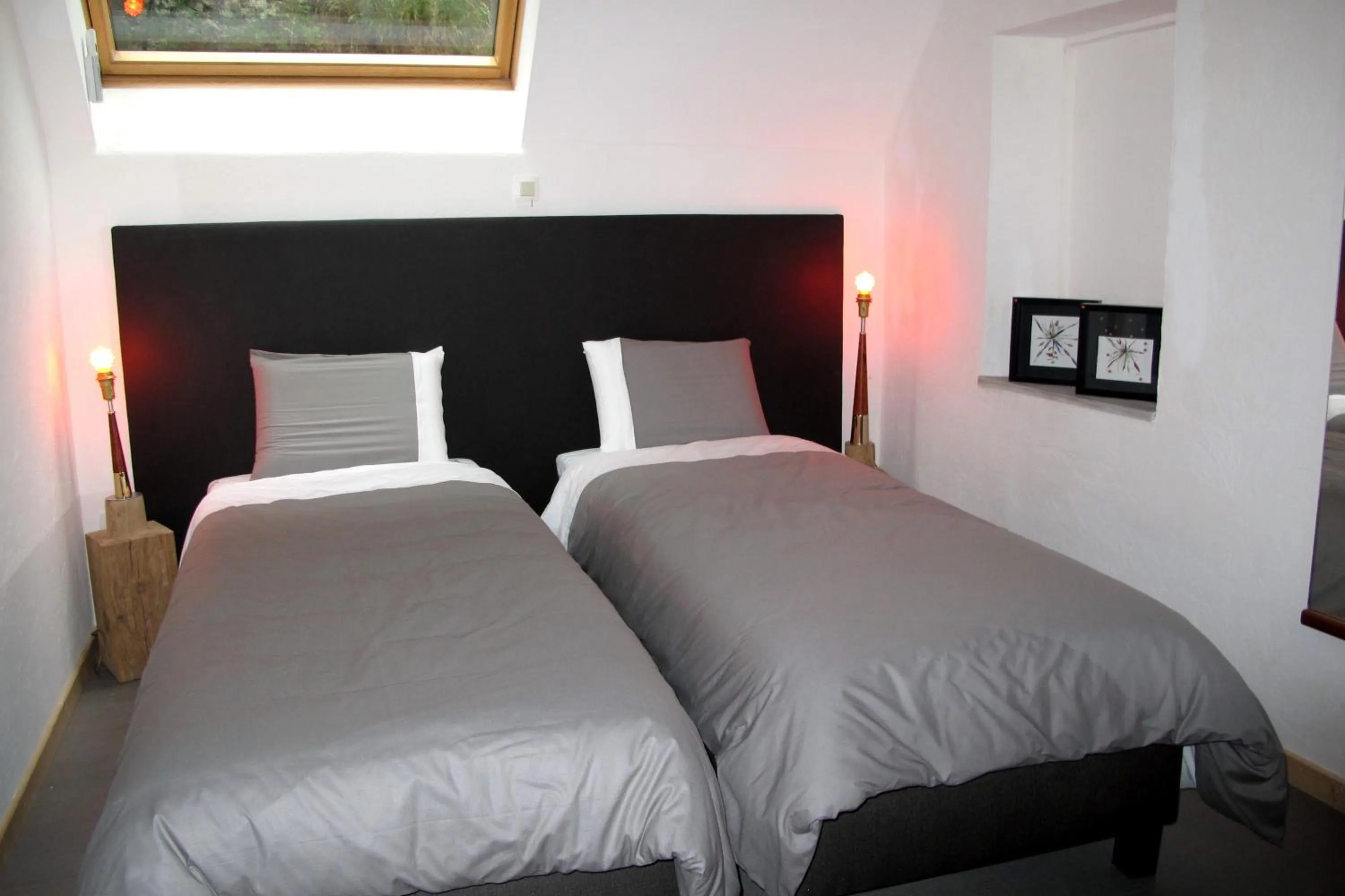 Bedroom, Bed in Stone Station