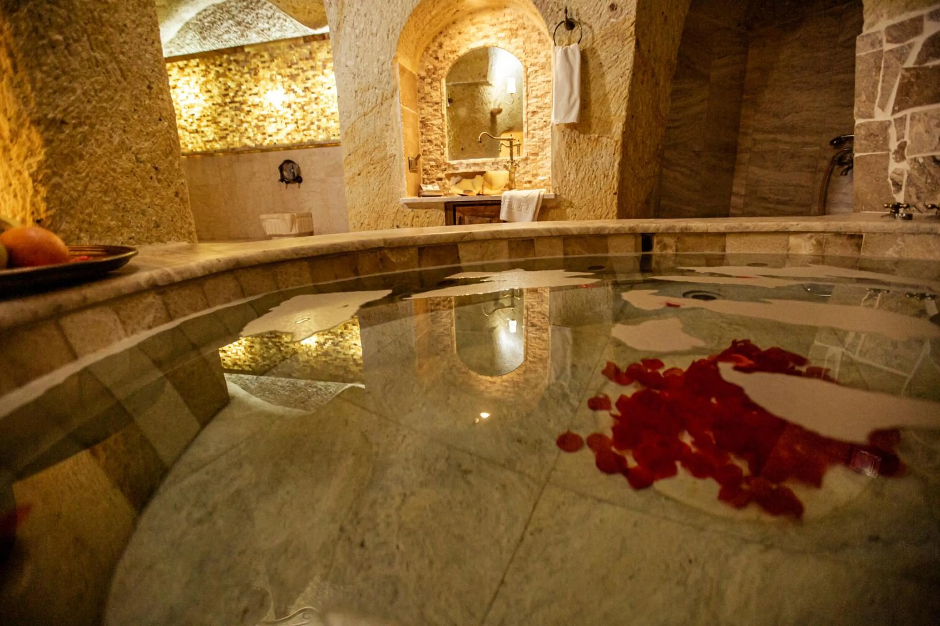 Public Bath in Oread Cave Suites
