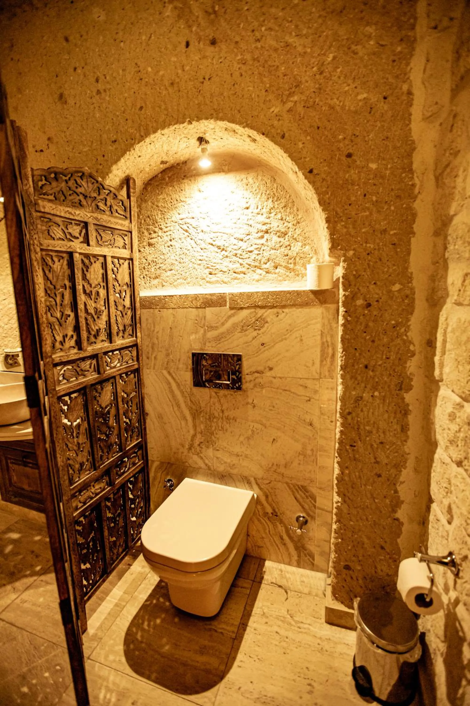 Oread Cave Suites