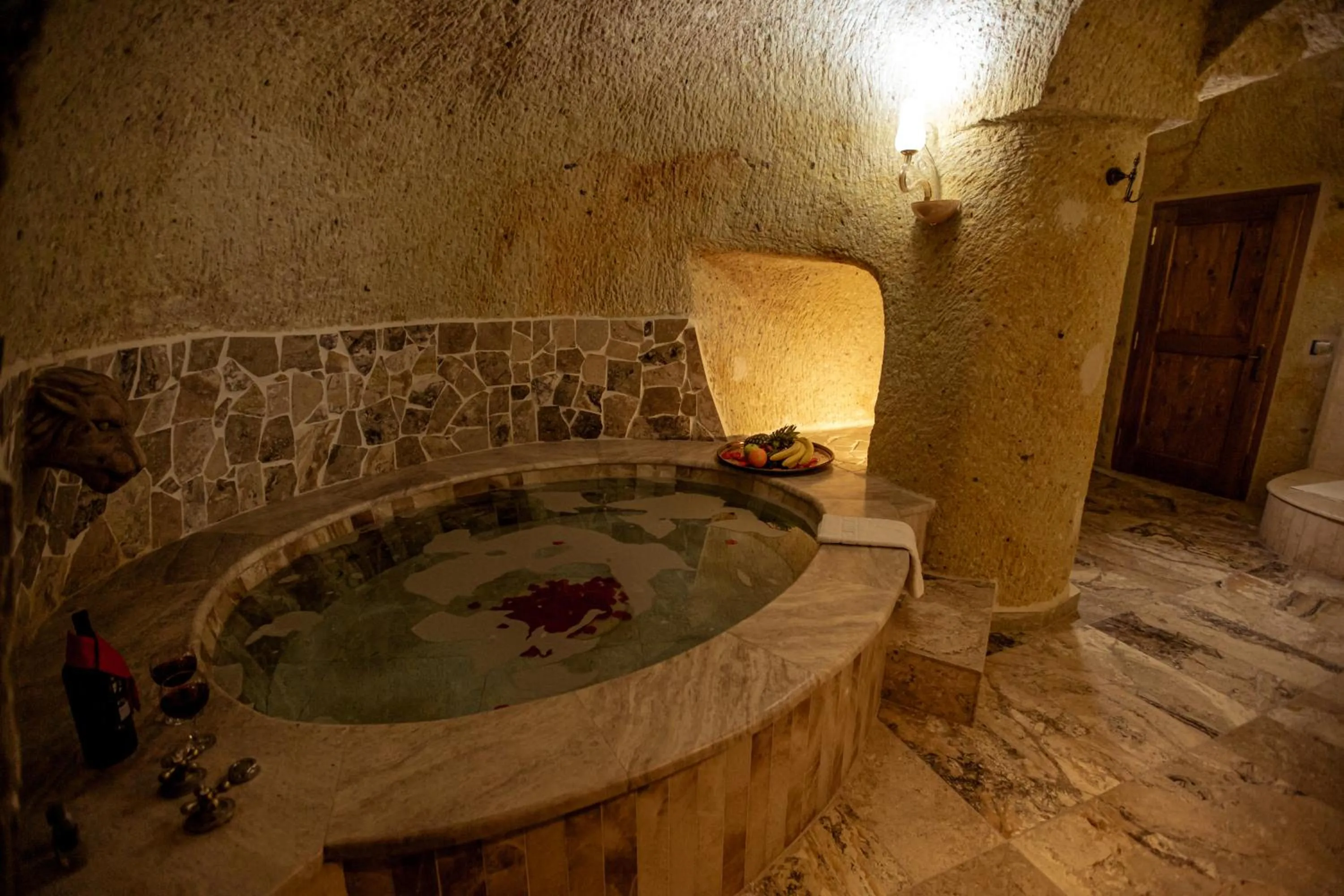 Public Bath in Oread Cave Suites