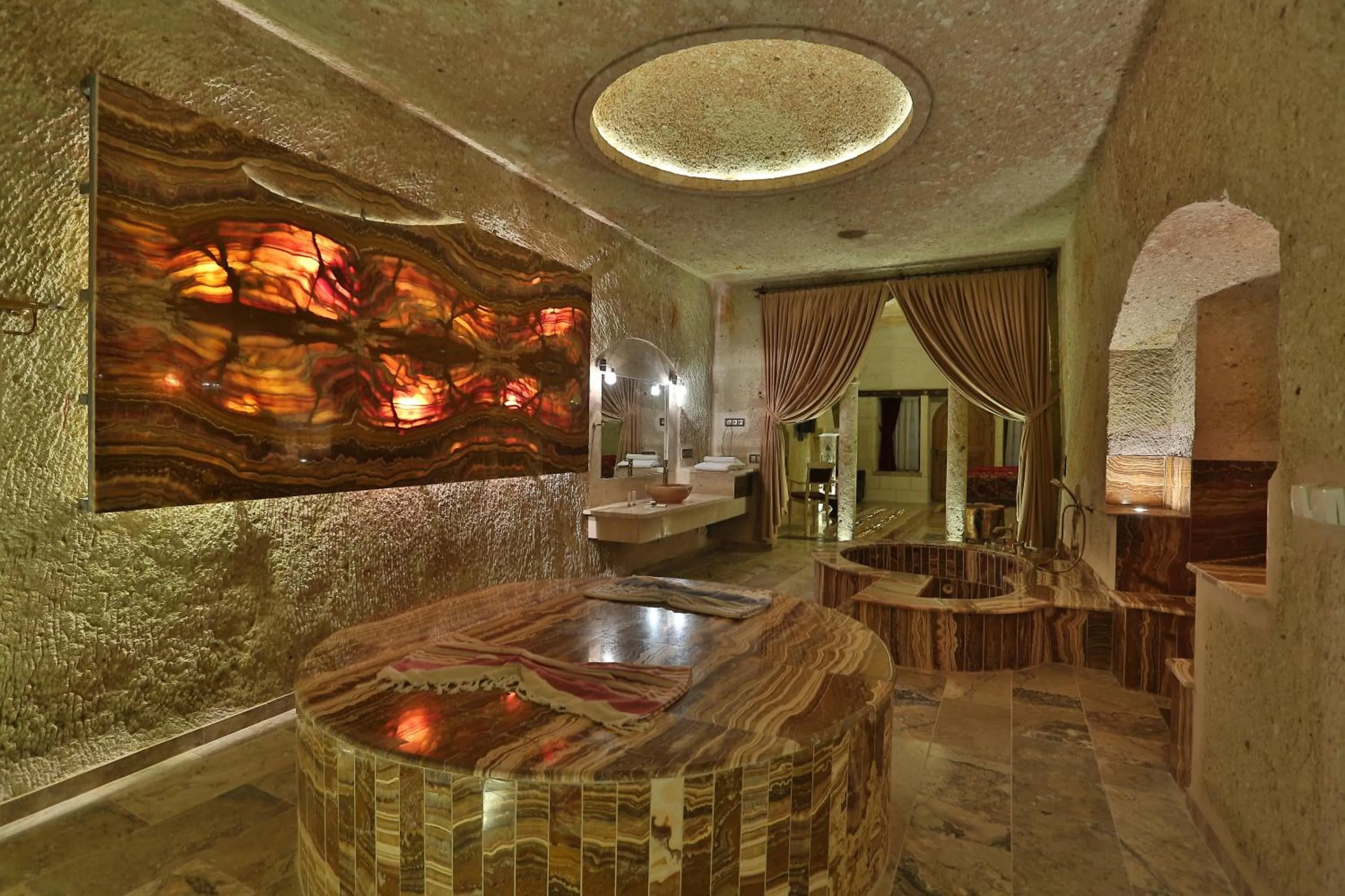 Bathroom in Oread Cave Suites