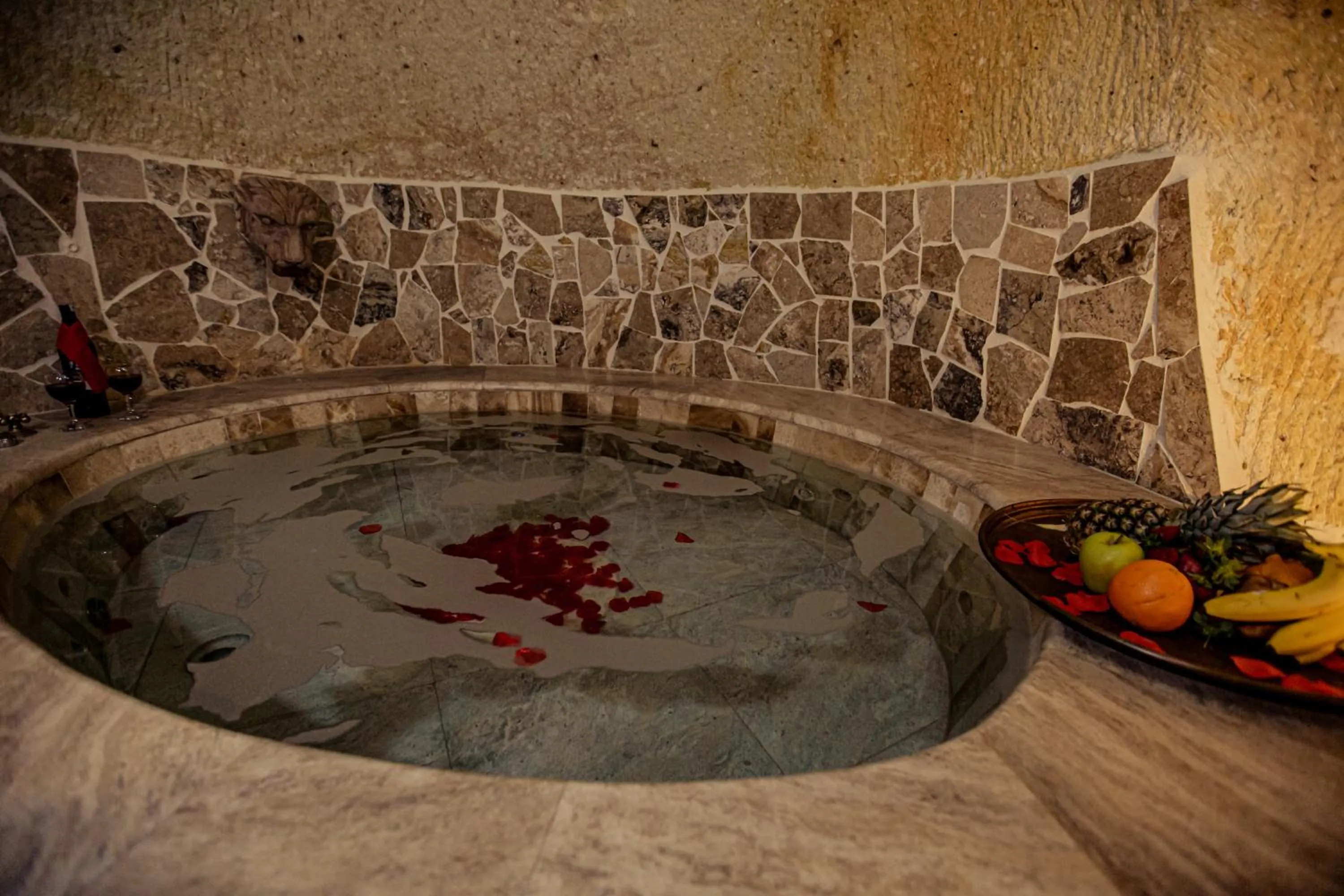 Public Bath in Oread Cave Suites