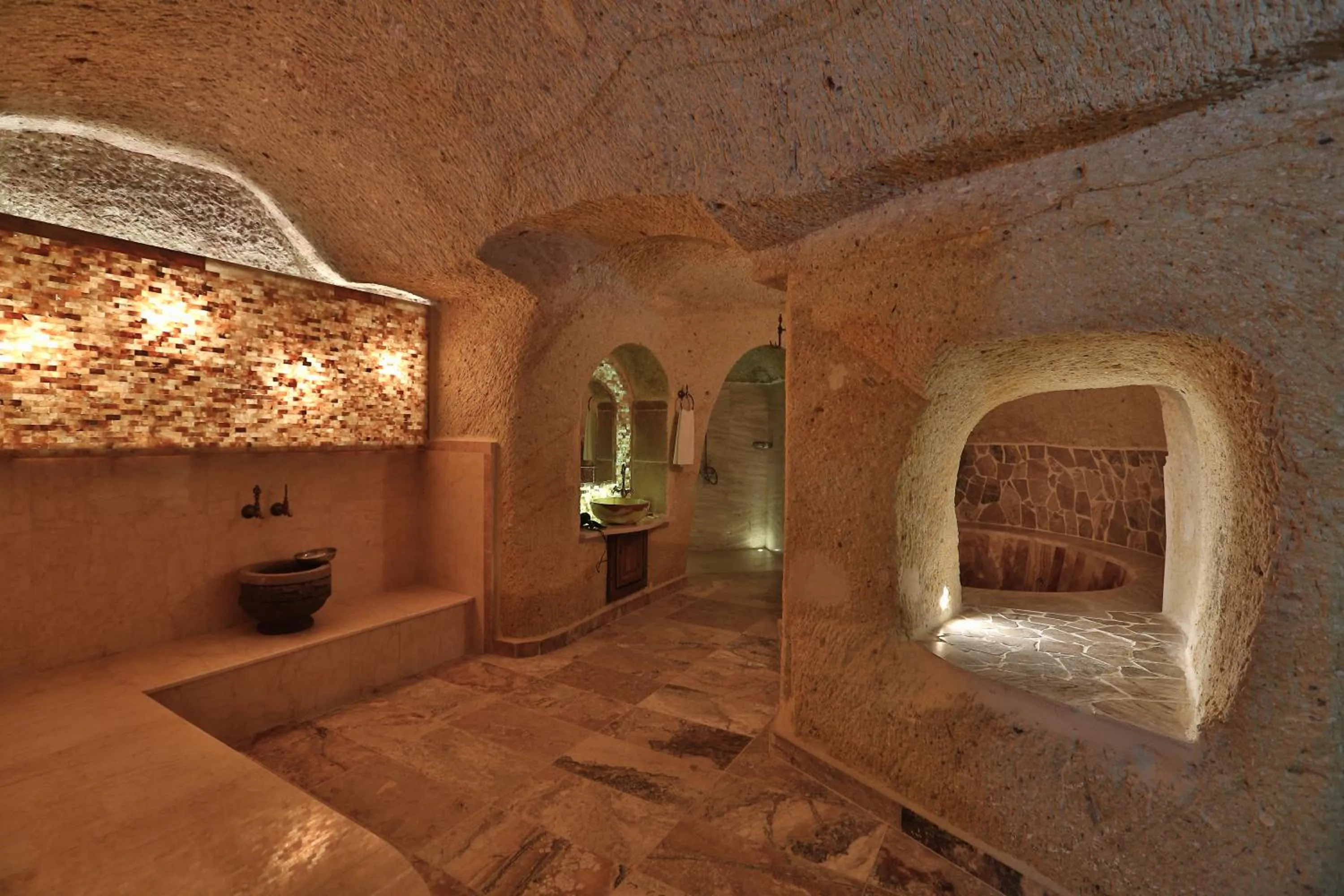 Bathroom in Oread Cave Suites