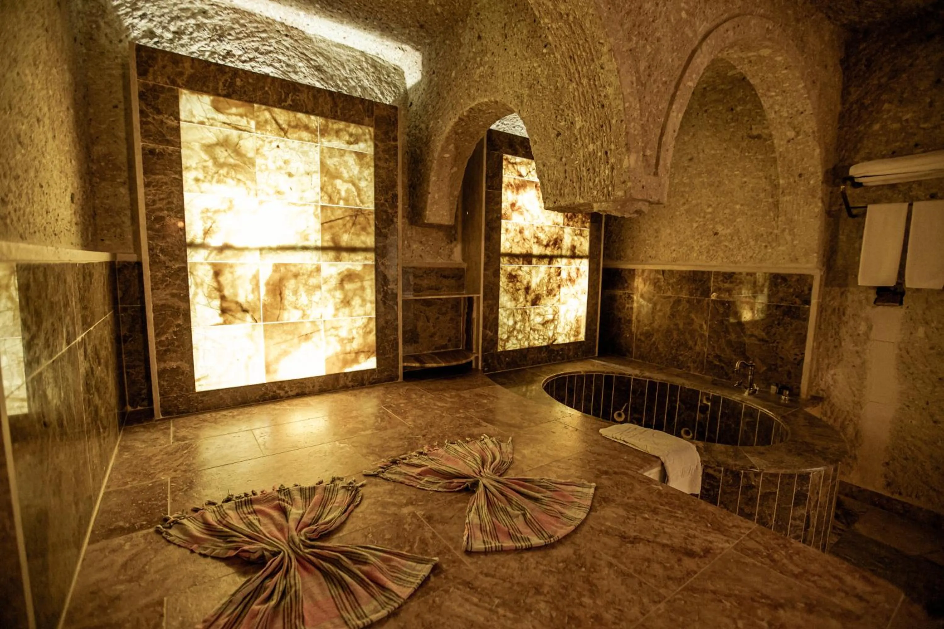 Public Bath in Oread Cave Suites