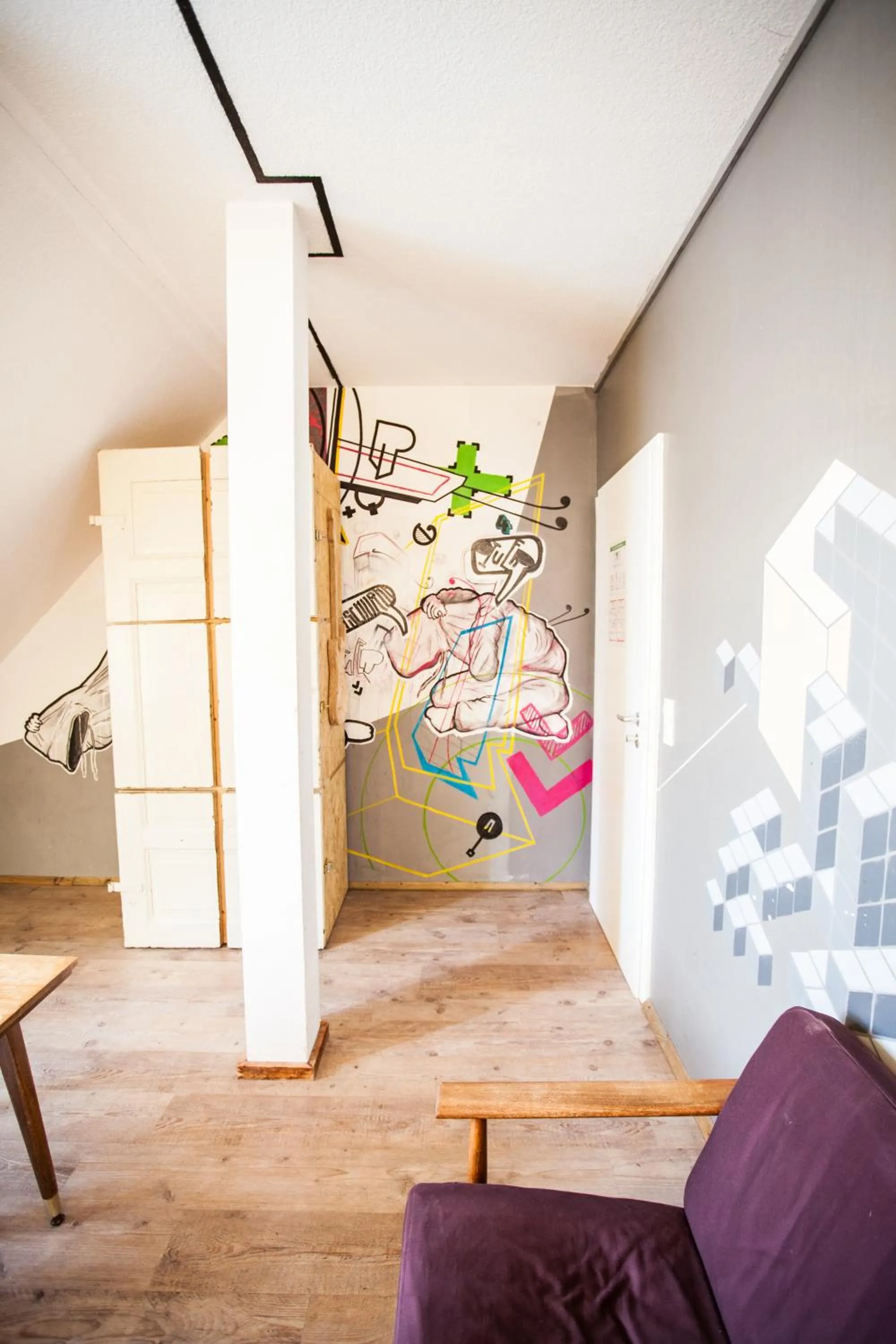 Decorative detail in Labyrinth Hostel Weimar