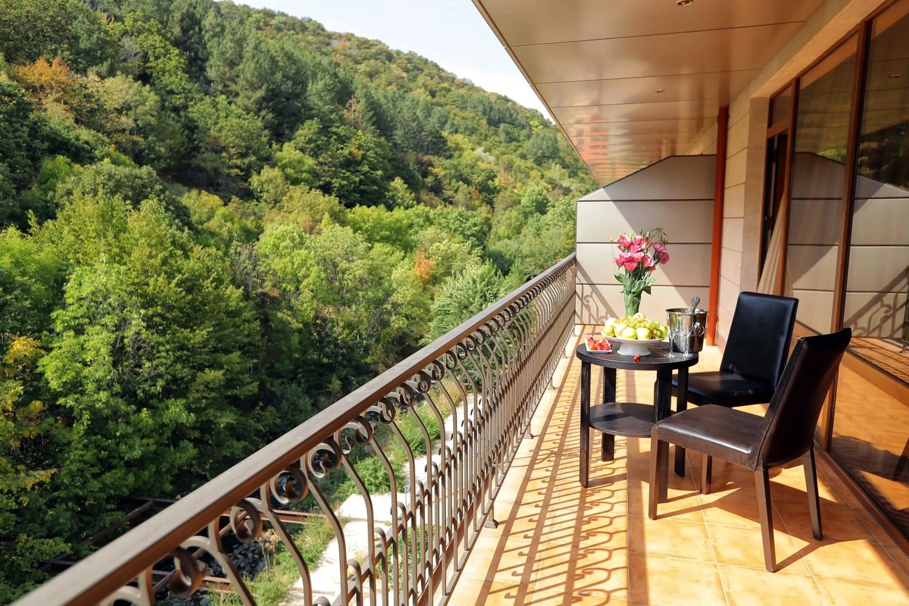 Garden in Aghveran Ararat Resort Hotel