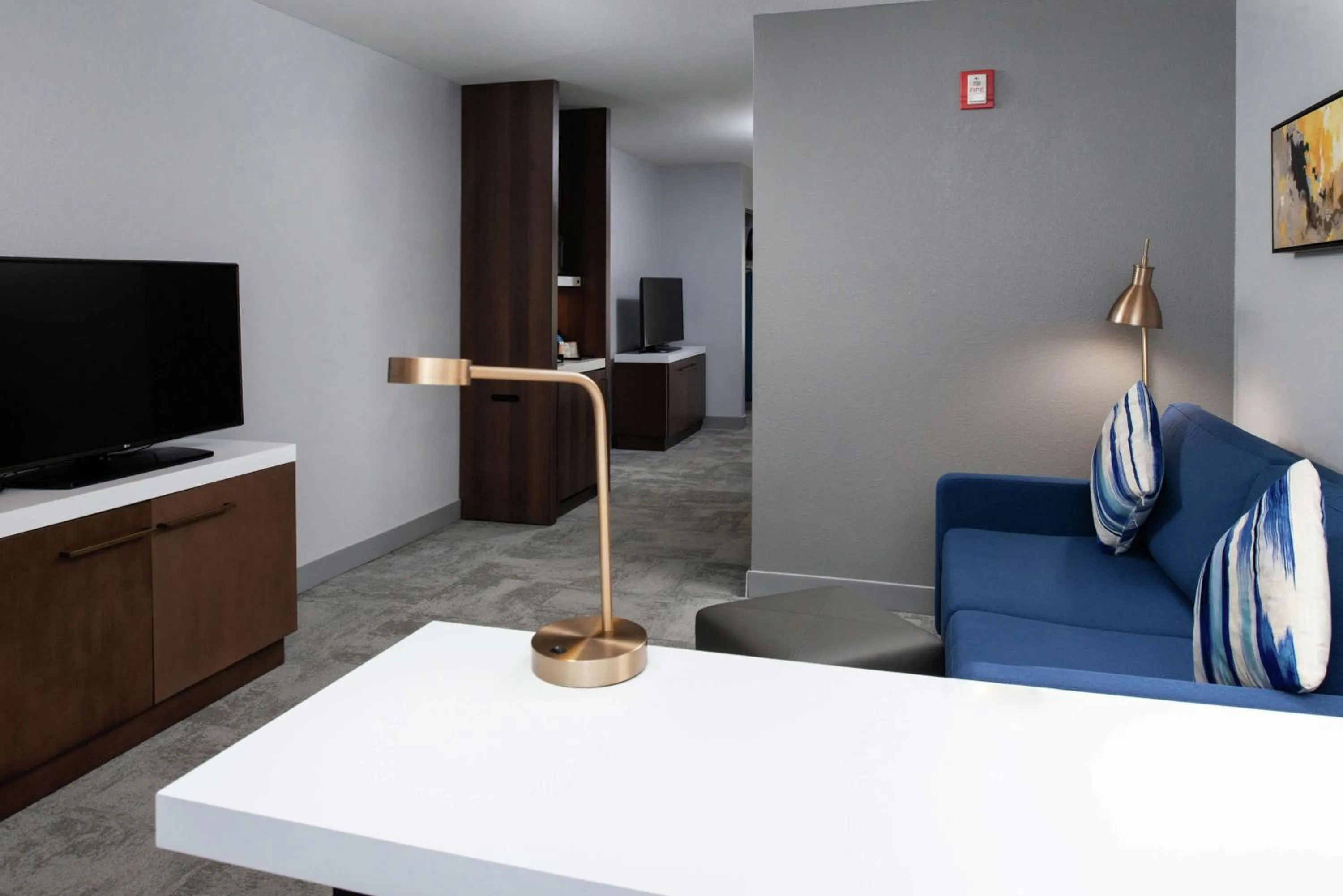 Bedroom, Bed in Hilton Garden Inn Baton Rouge Airport