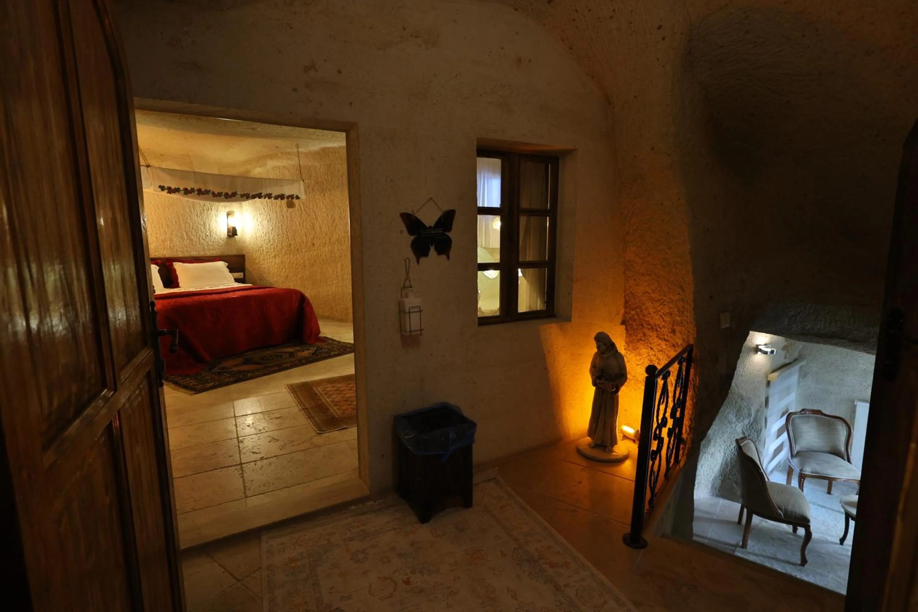 Photo of the whole room, Bed in Demisos Caves Hotel