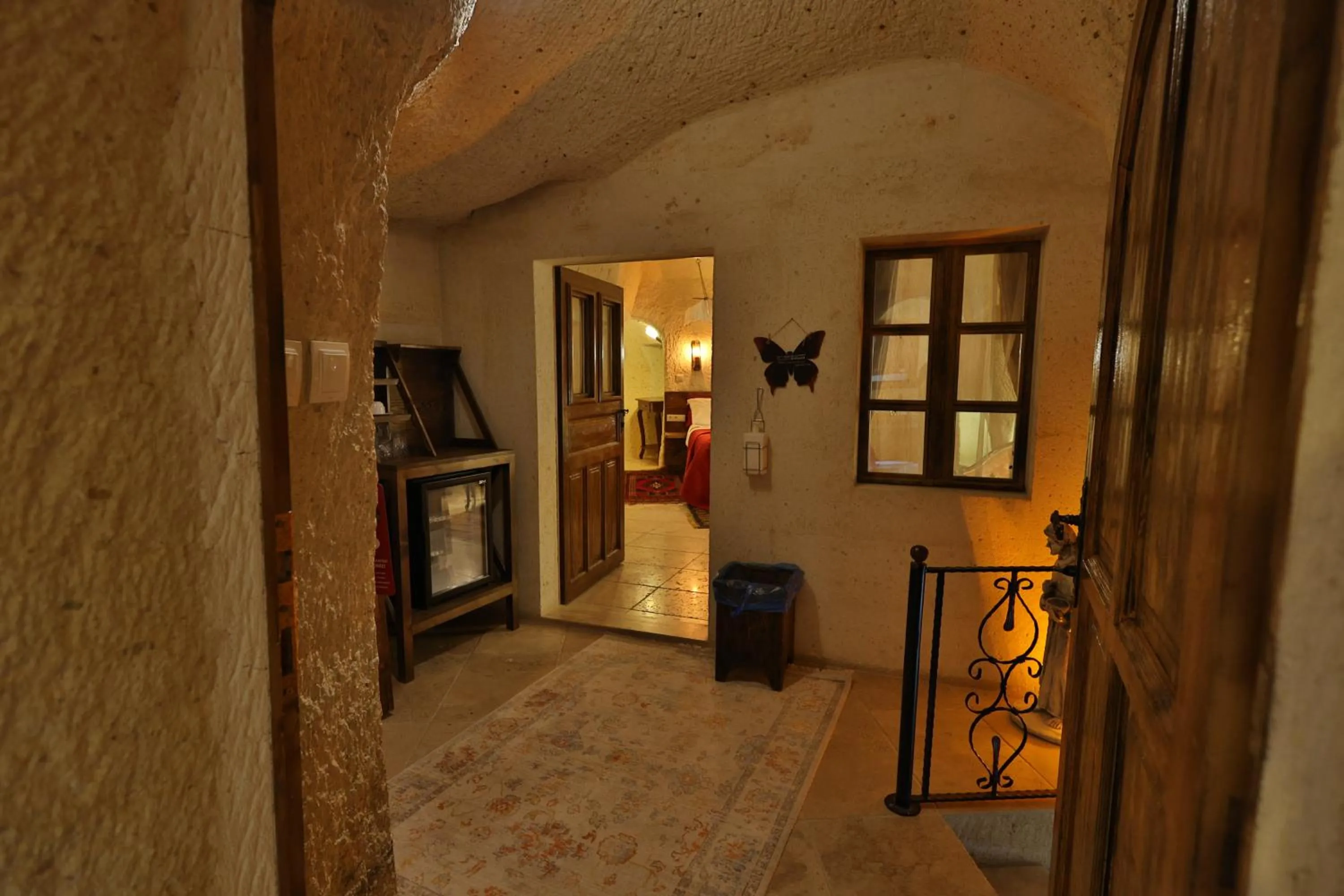 Photo of the whole room in Demisos Caves Hotel