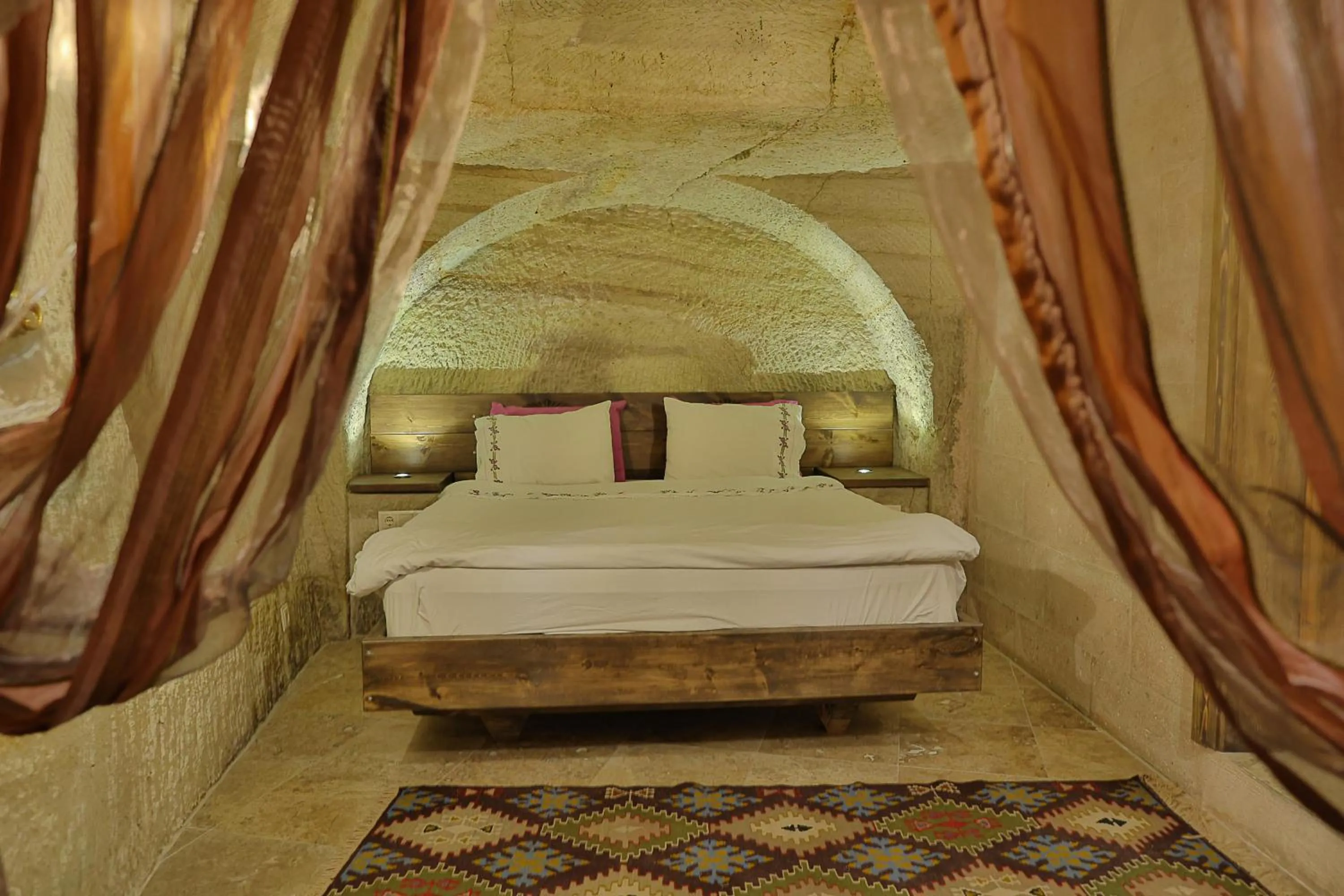 Photo of the whole room, Bed in Demisos Caves Hotel