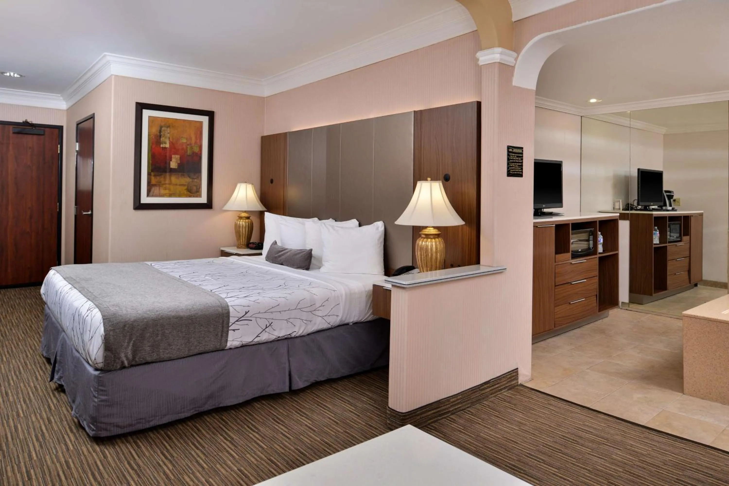 Bed in Best Western Plus Suites Hotel - Los Angeles LAX Airport