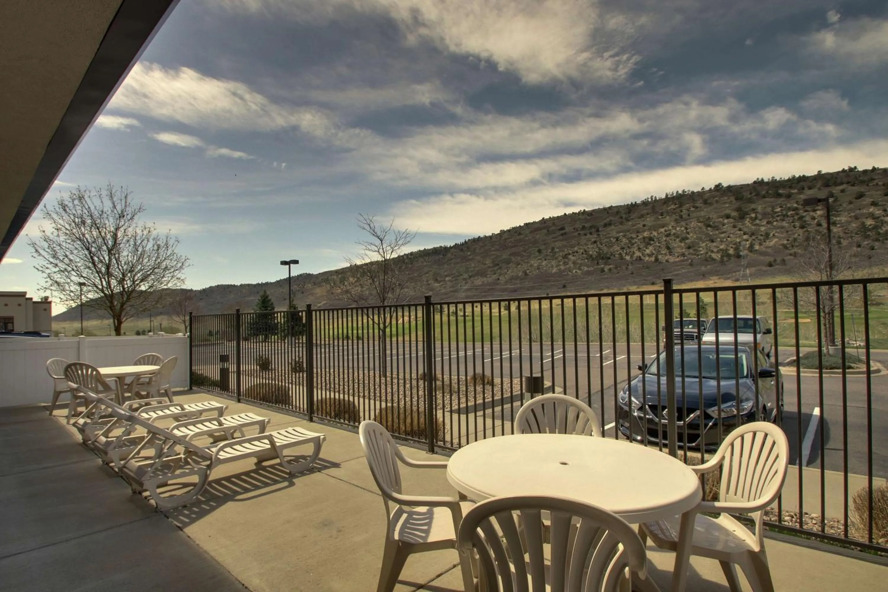 Patio in Hampton Inn & Suites Denver Littleton