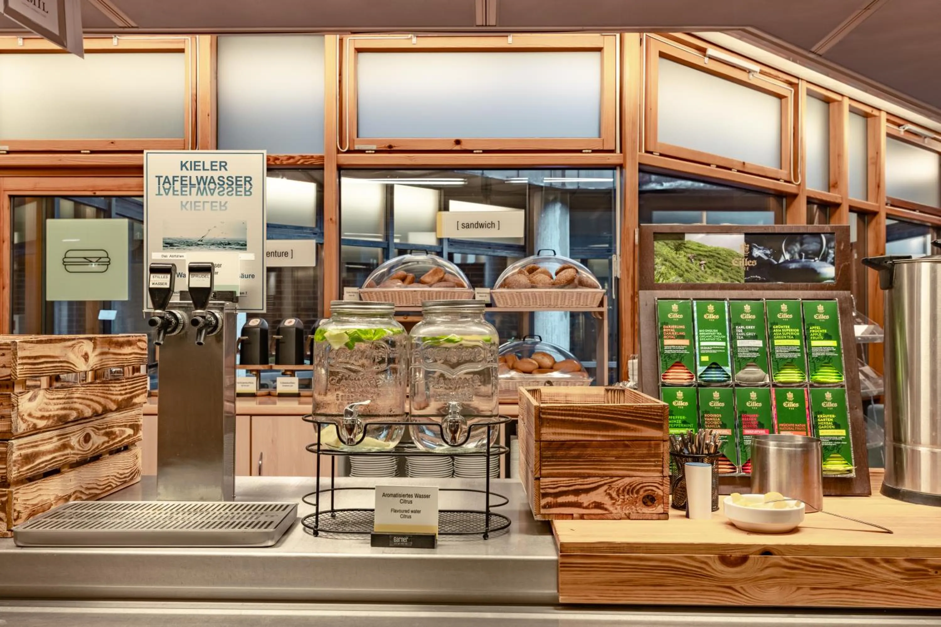 Restaurant/places to eat in Garner Hotel Kiel - Akademie