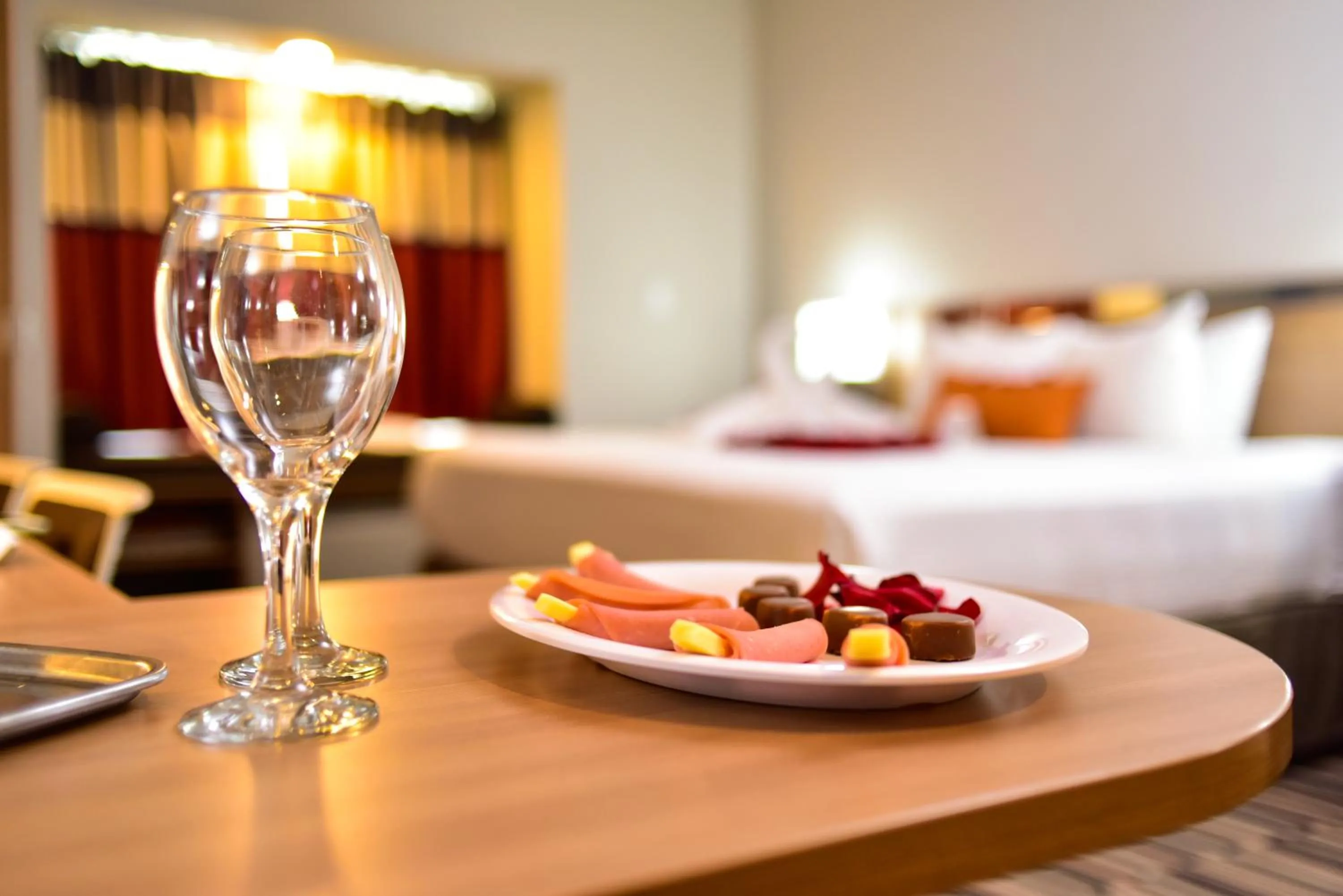 Bed in Microtel Inn & Suites by Wyndham Cuauhtemoc Campos Menonitas