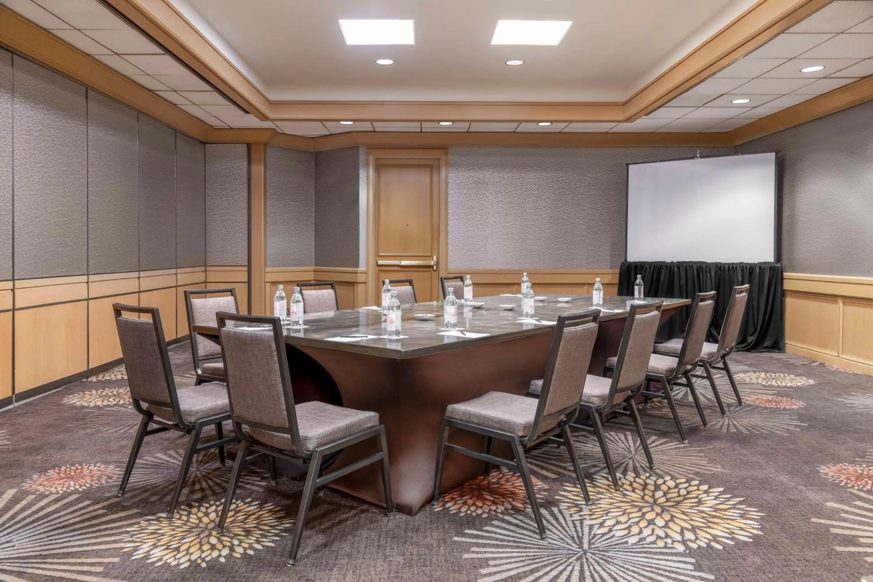 Meeting/conference room in Hilton Orange County/Costa Mesa