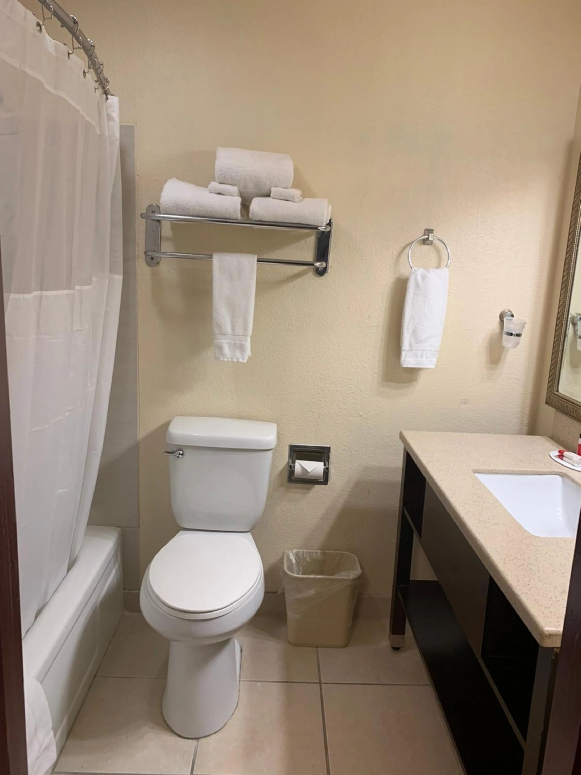 Bathroom in Sutton Suites Hotel