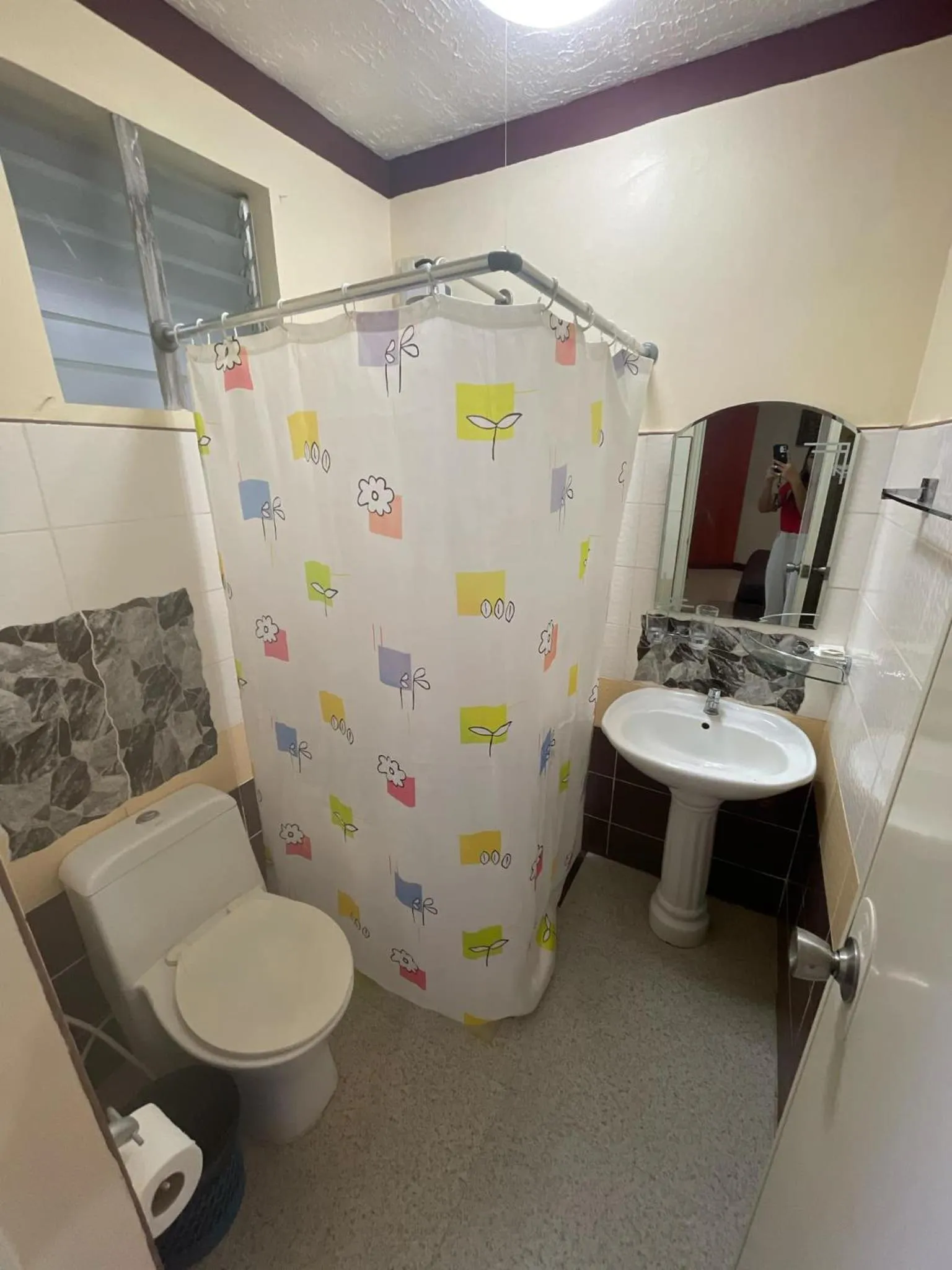 Shower in St. John Island View Pensionne