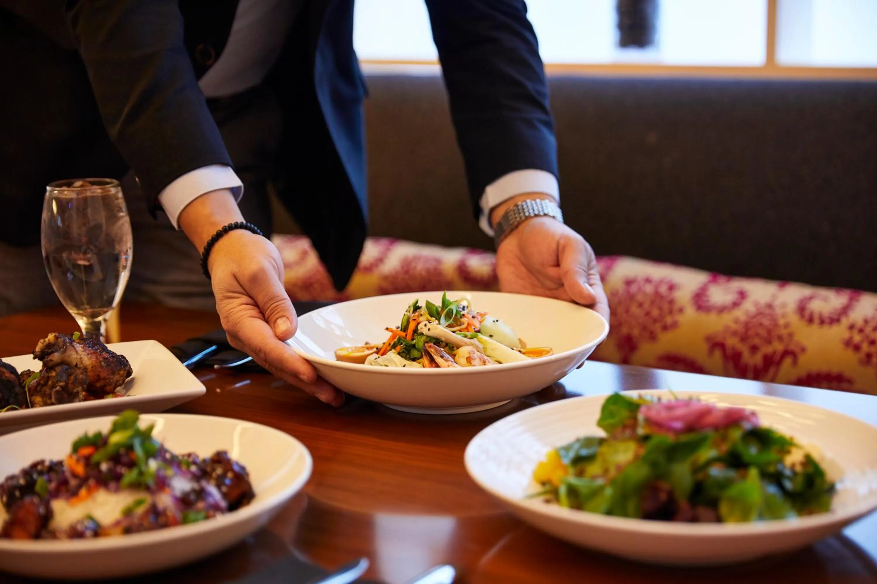 Restaurant/places to eat in Hyatt Regency Boston